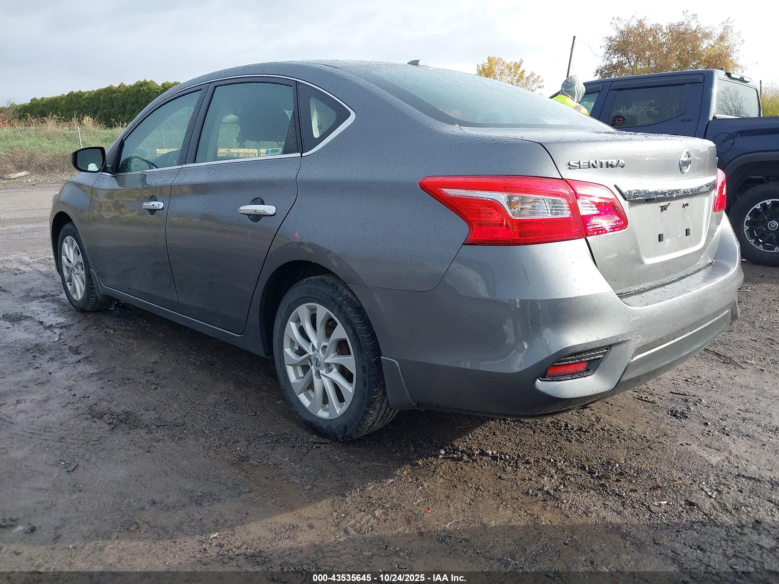 NISSAN SENTRA image 3