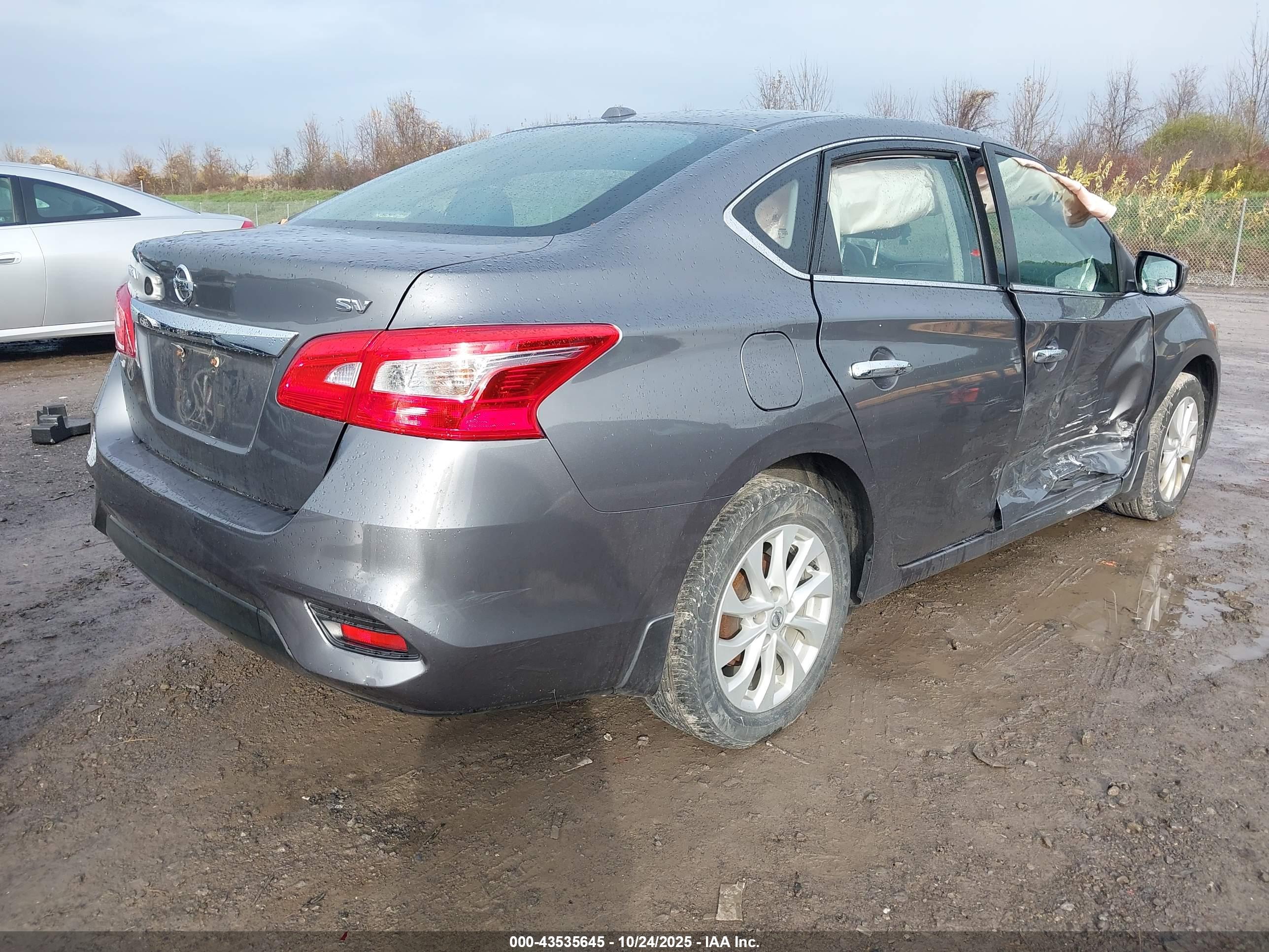 NISSAN SENTRA image 4