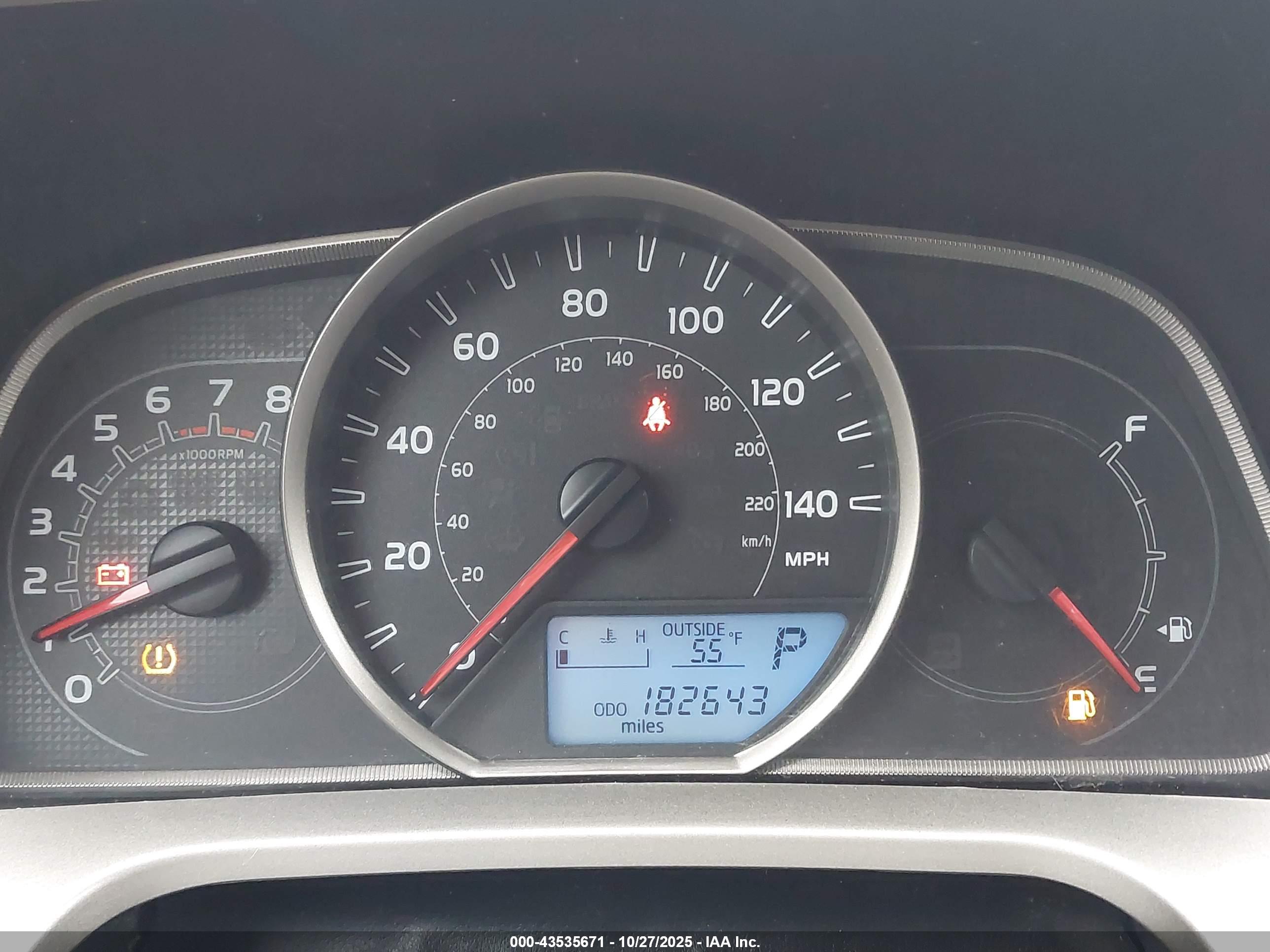 TOYOTA RAV4 image 7