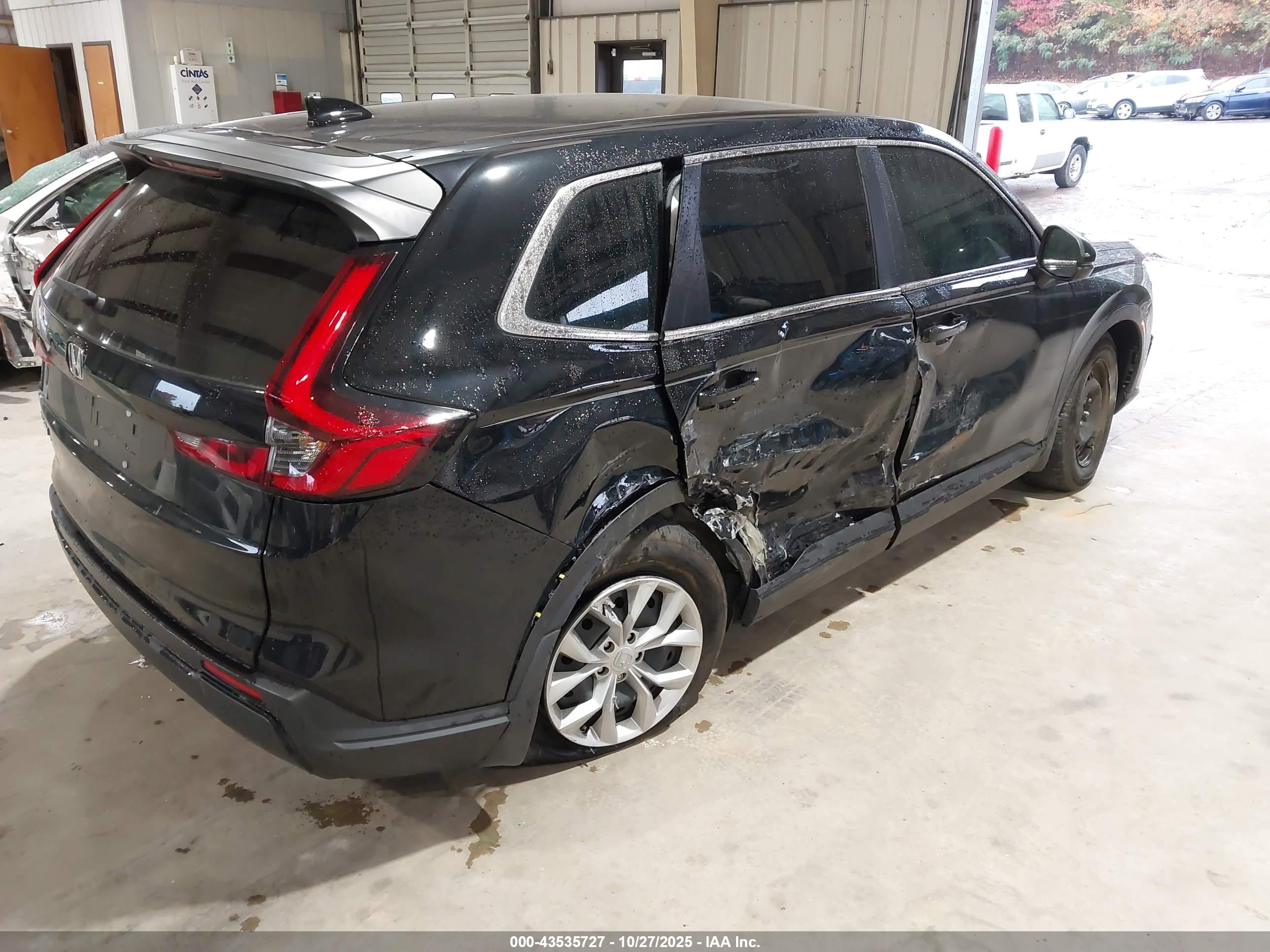 HONDA CR-V image 4