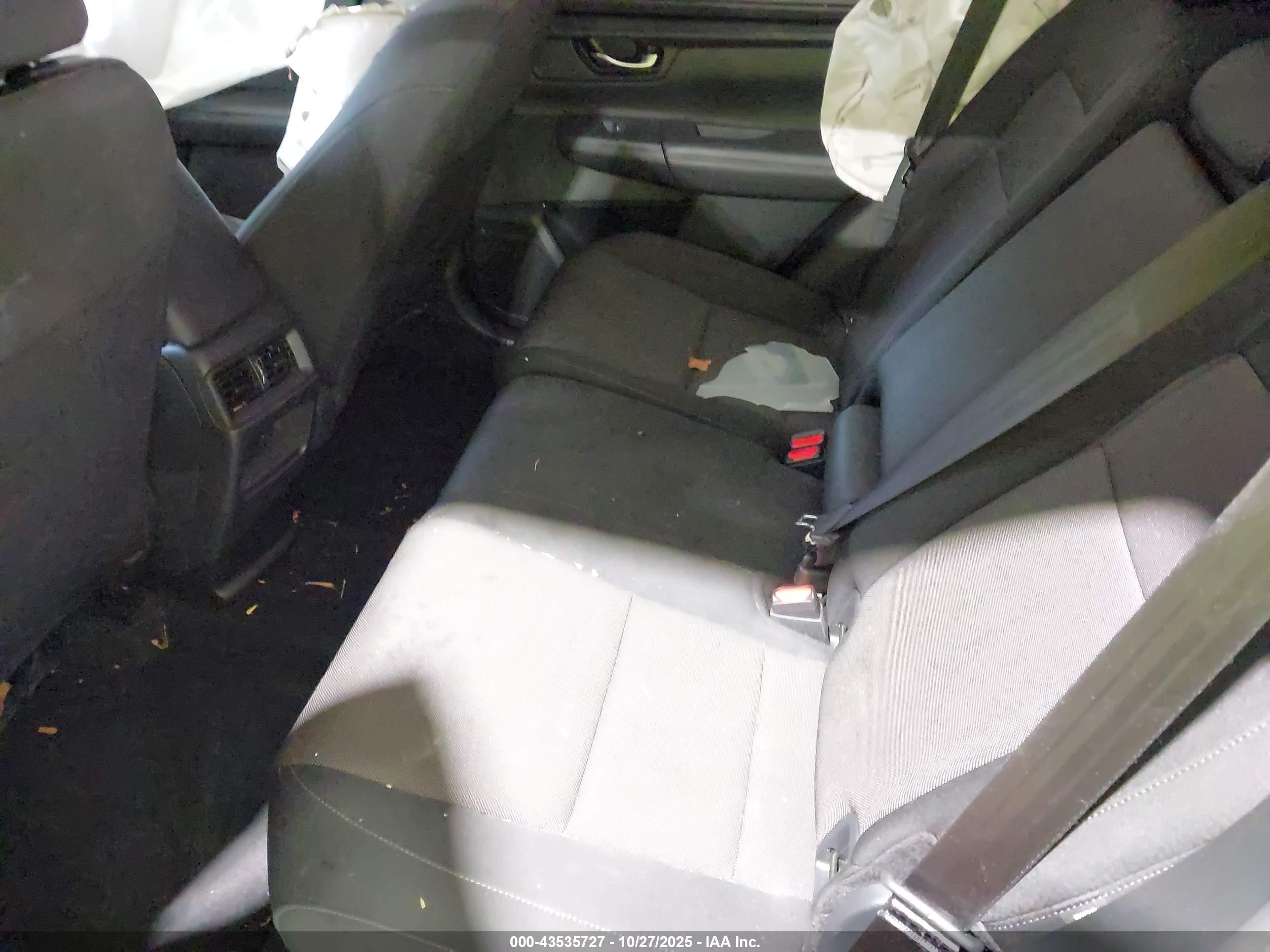 HONDA CR-V image 8