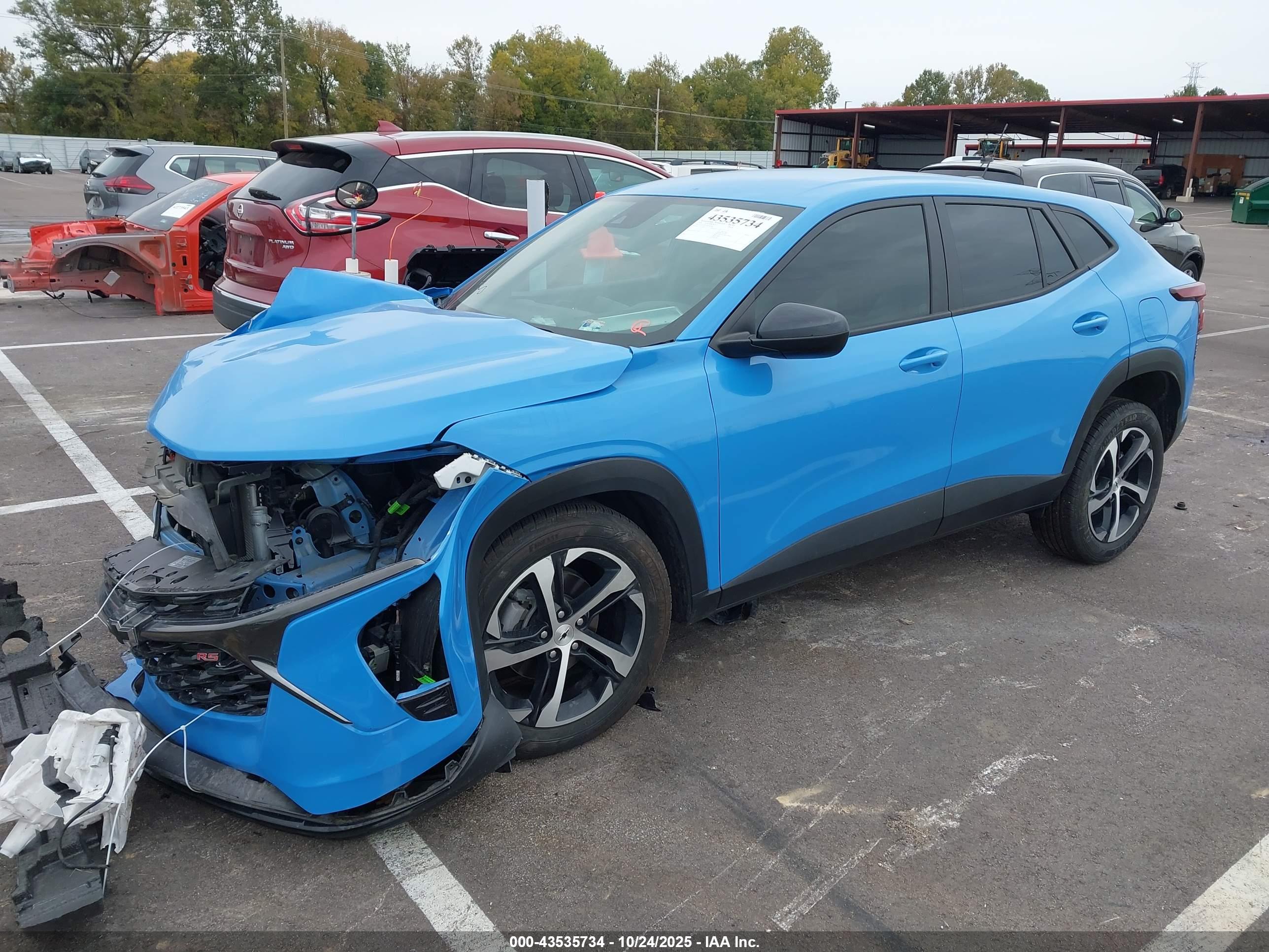 CHEVROLET TRAX image 2