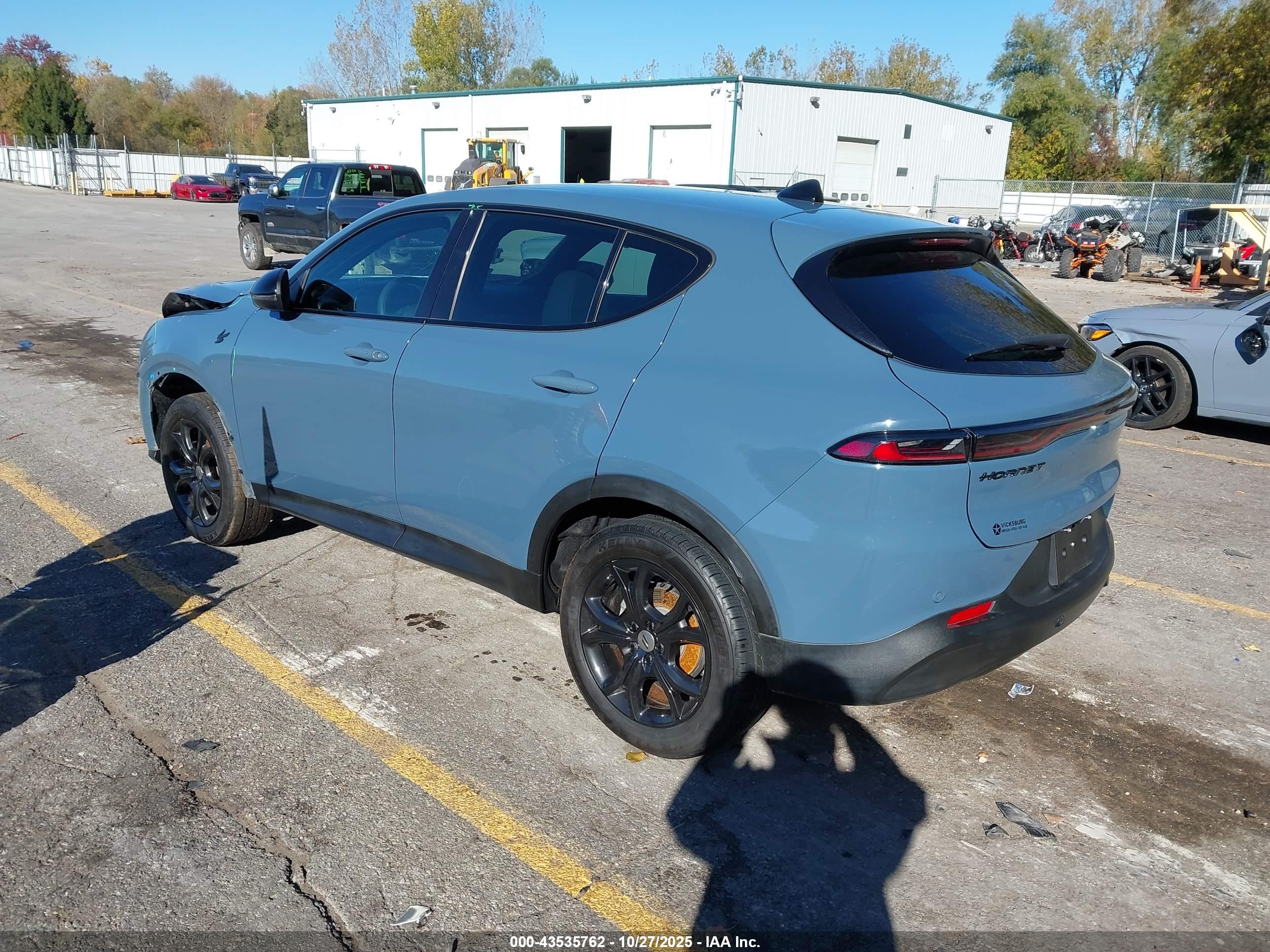 DODGE HORNET image 3