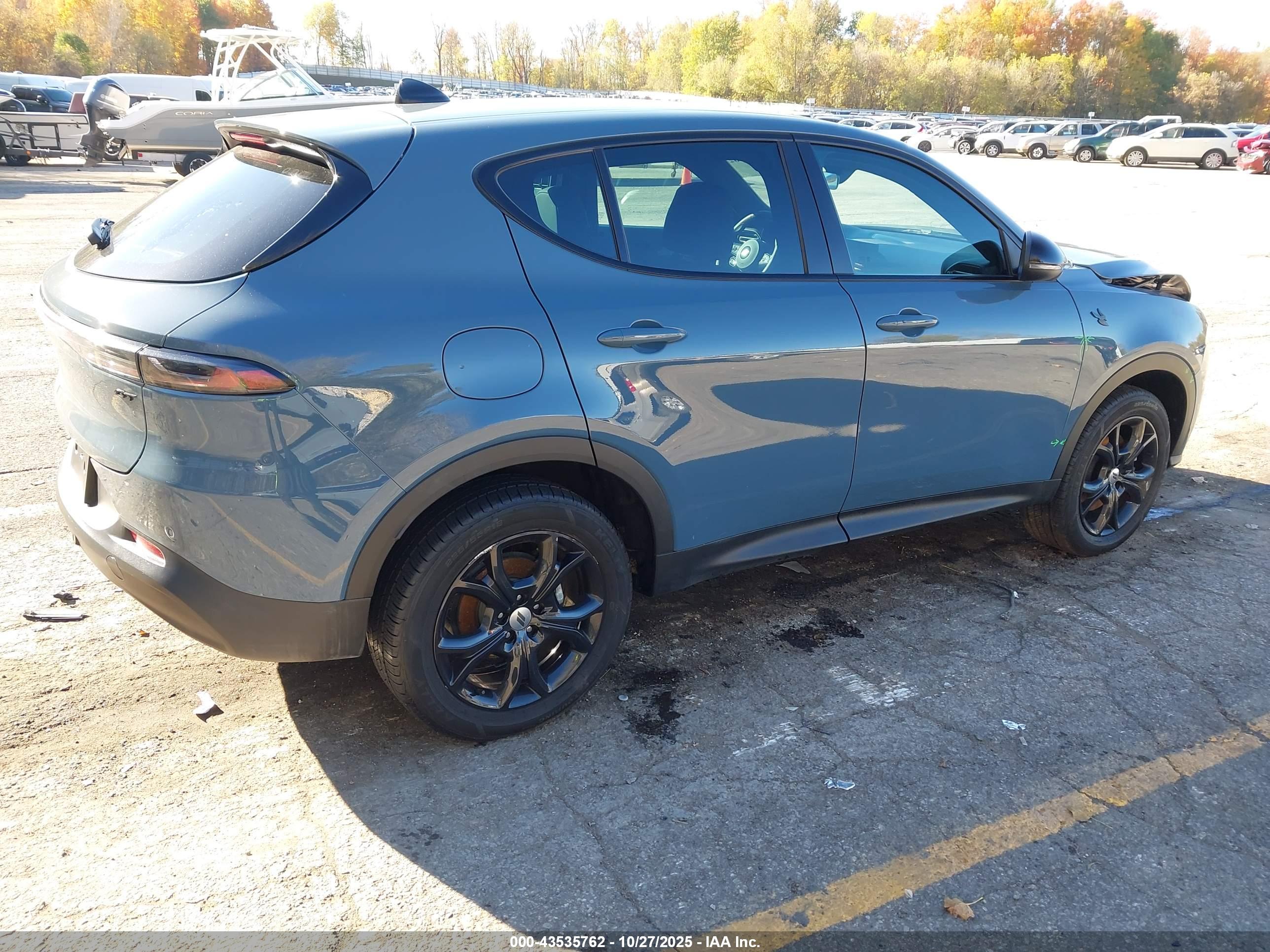 DODGE HORNET image 4