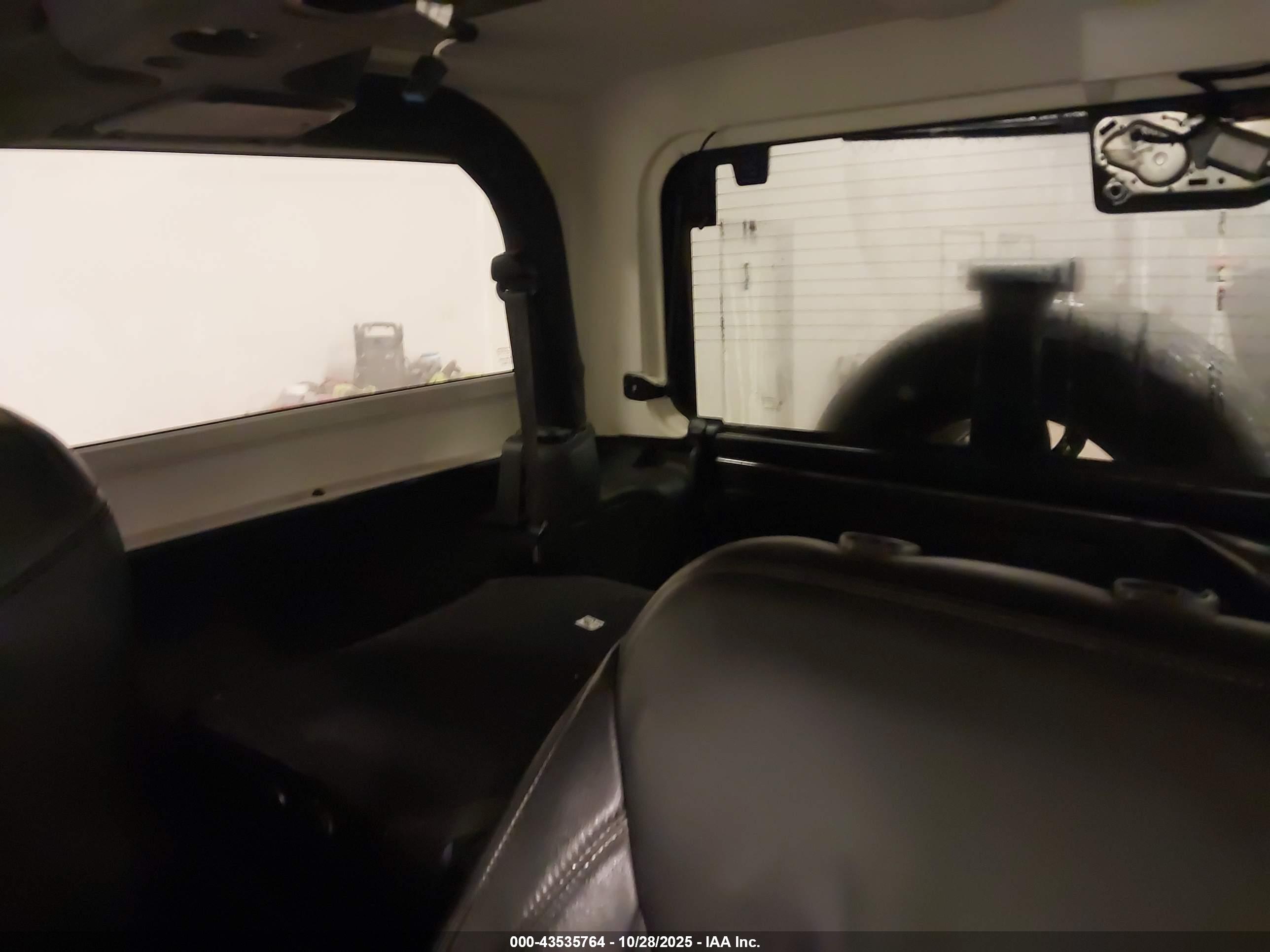 JEEP WRANGLER image 8