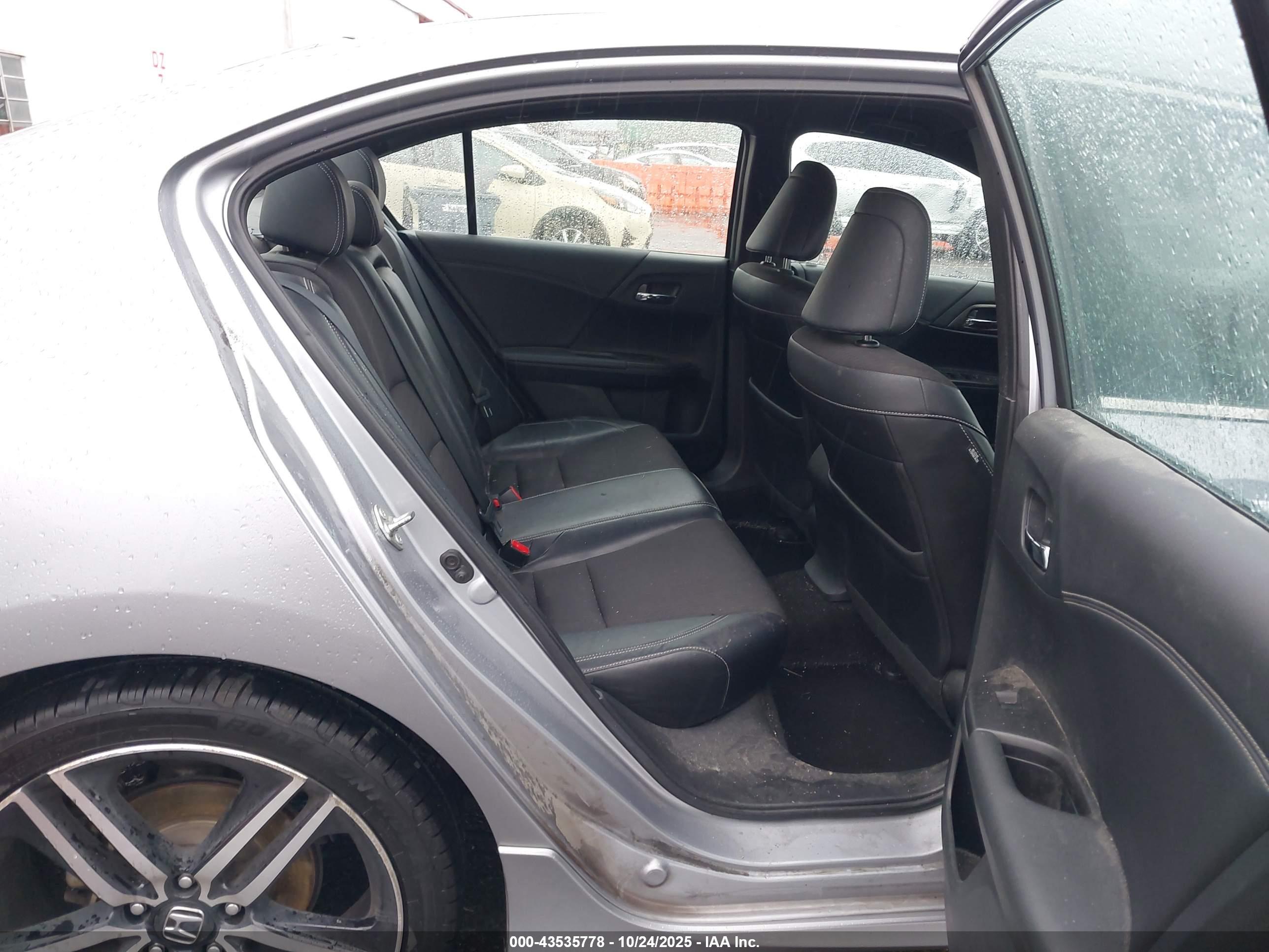 HONDA ACCORD image 8