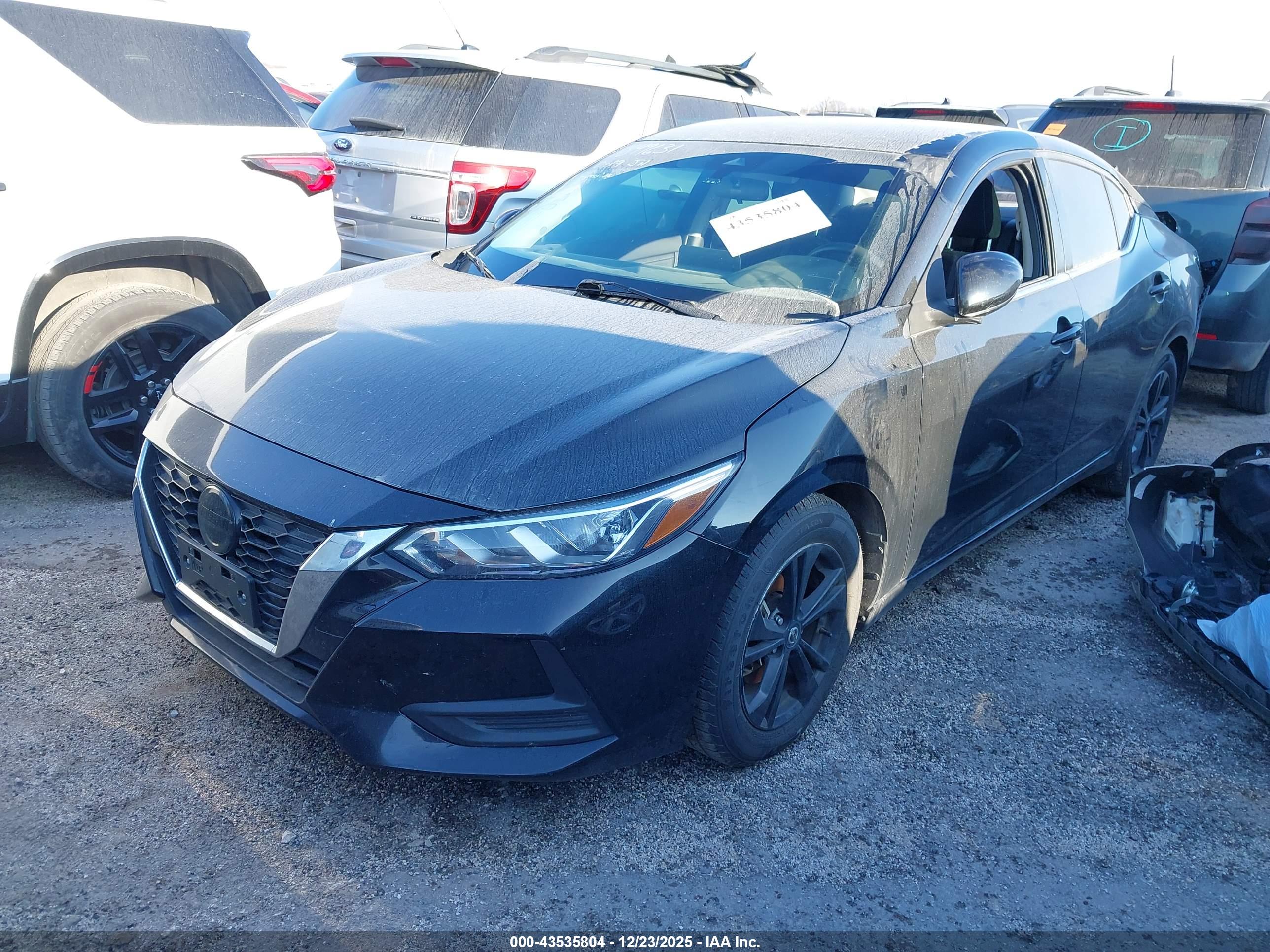 NISSAN SENTRA image 2