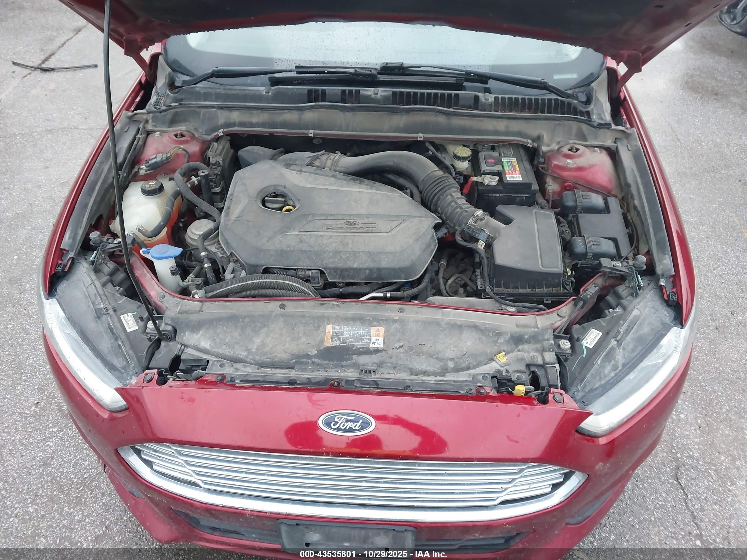 FORD FUSION image 10