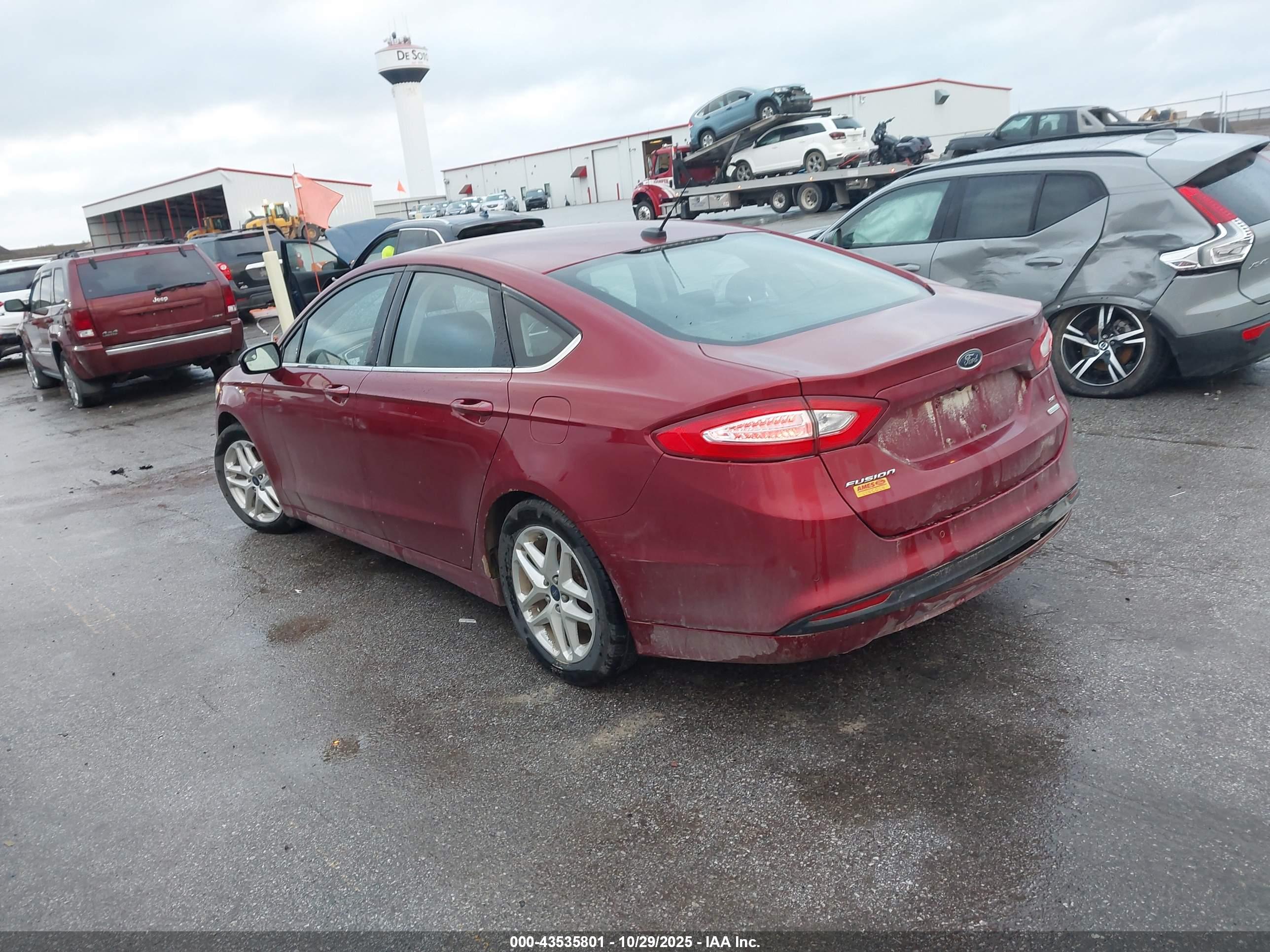 FORD FUSION image 3