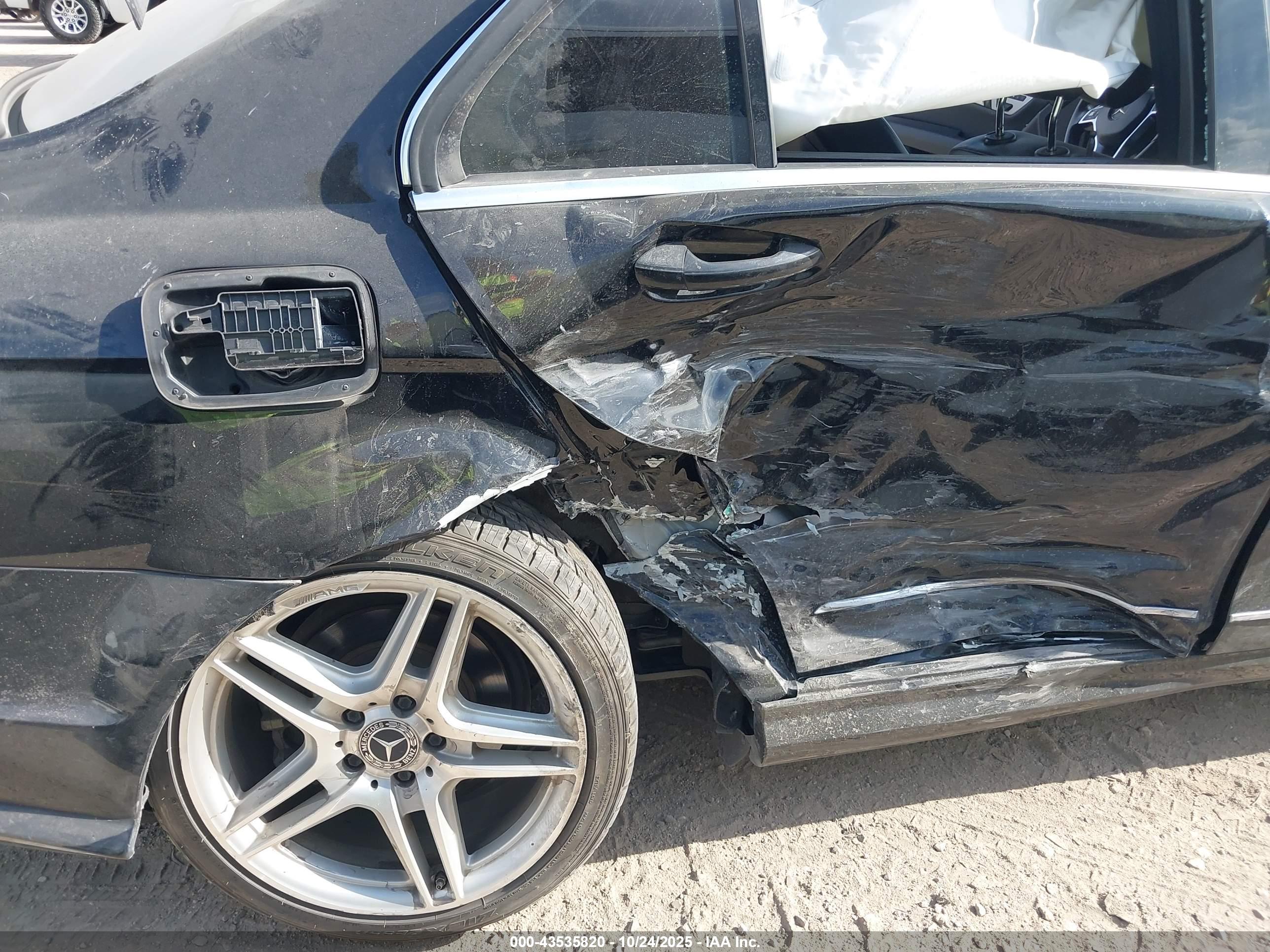 MERCEDES-BENZ C image 6