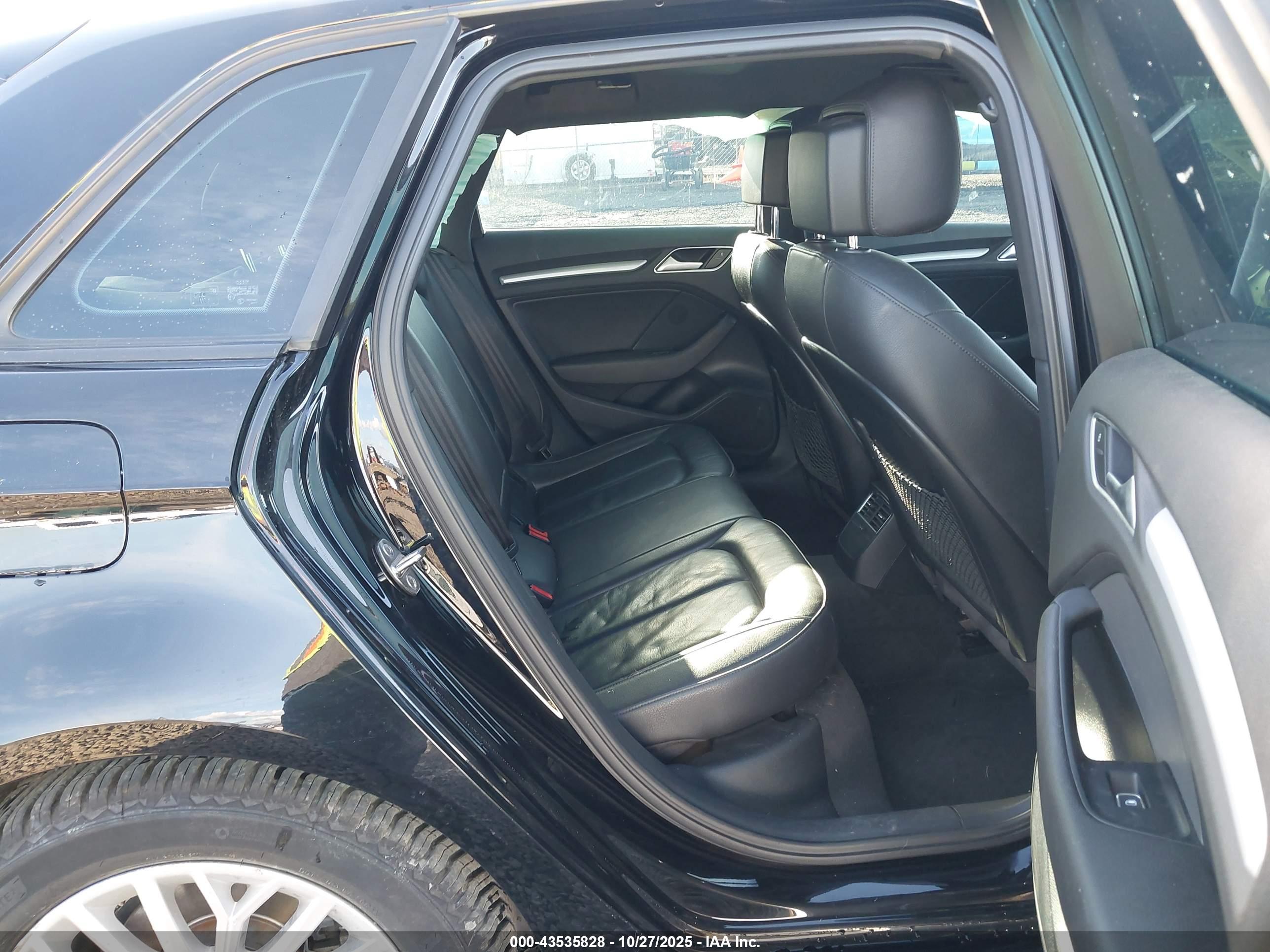 AUDI A3 image 8