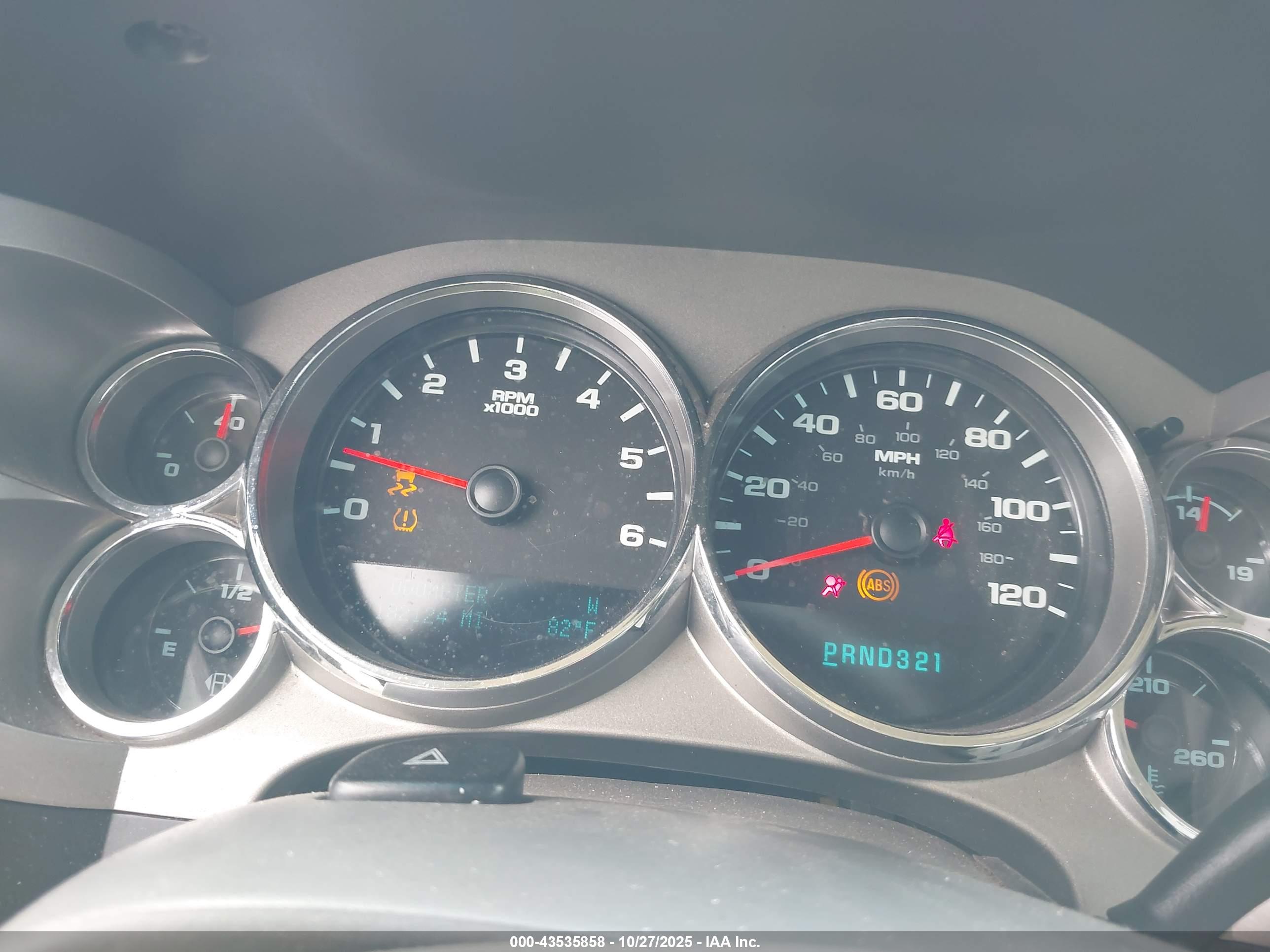 CHEVROLET SILVERADO image 7