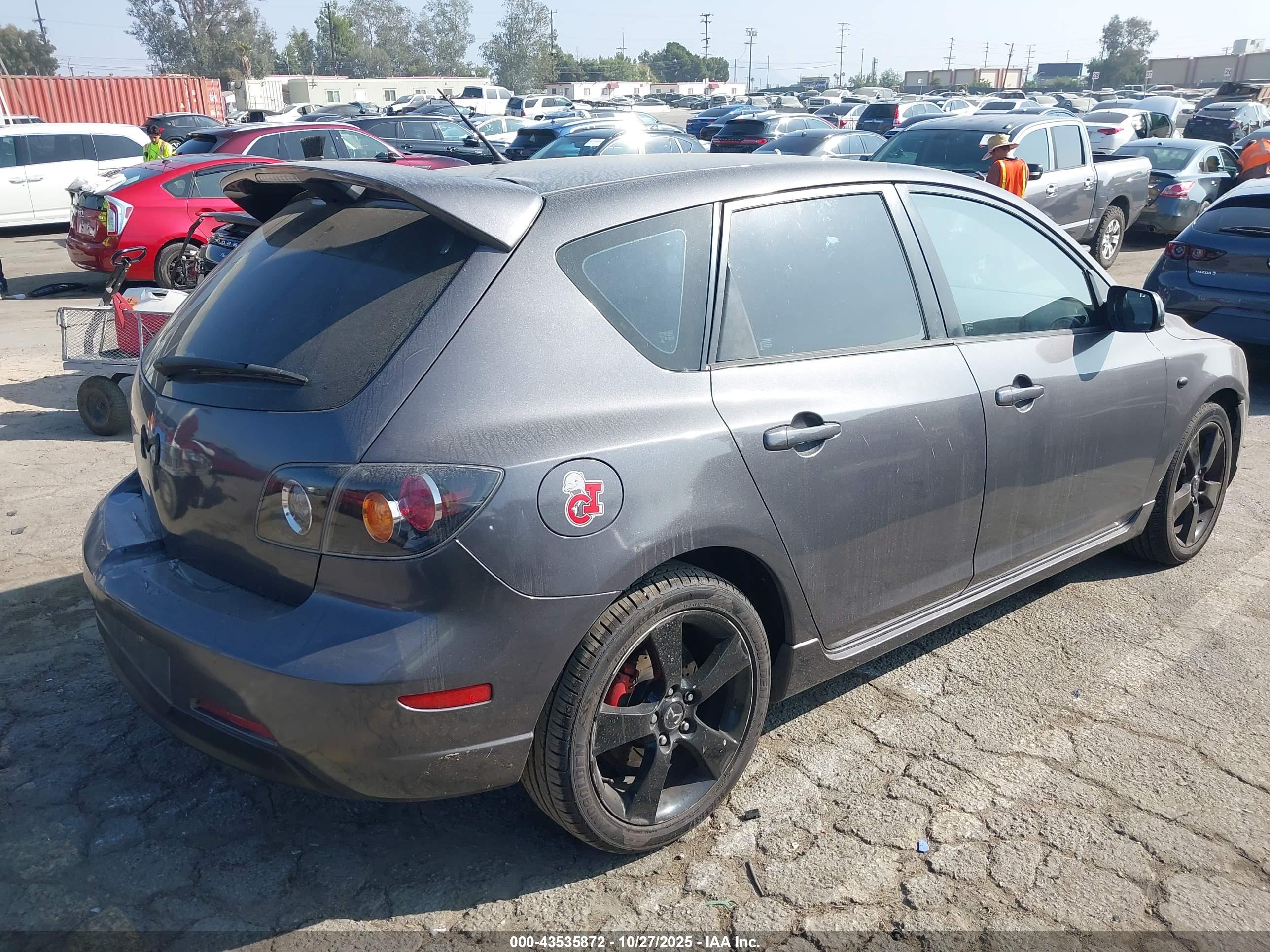 MAZDA MAZDA3 image 4