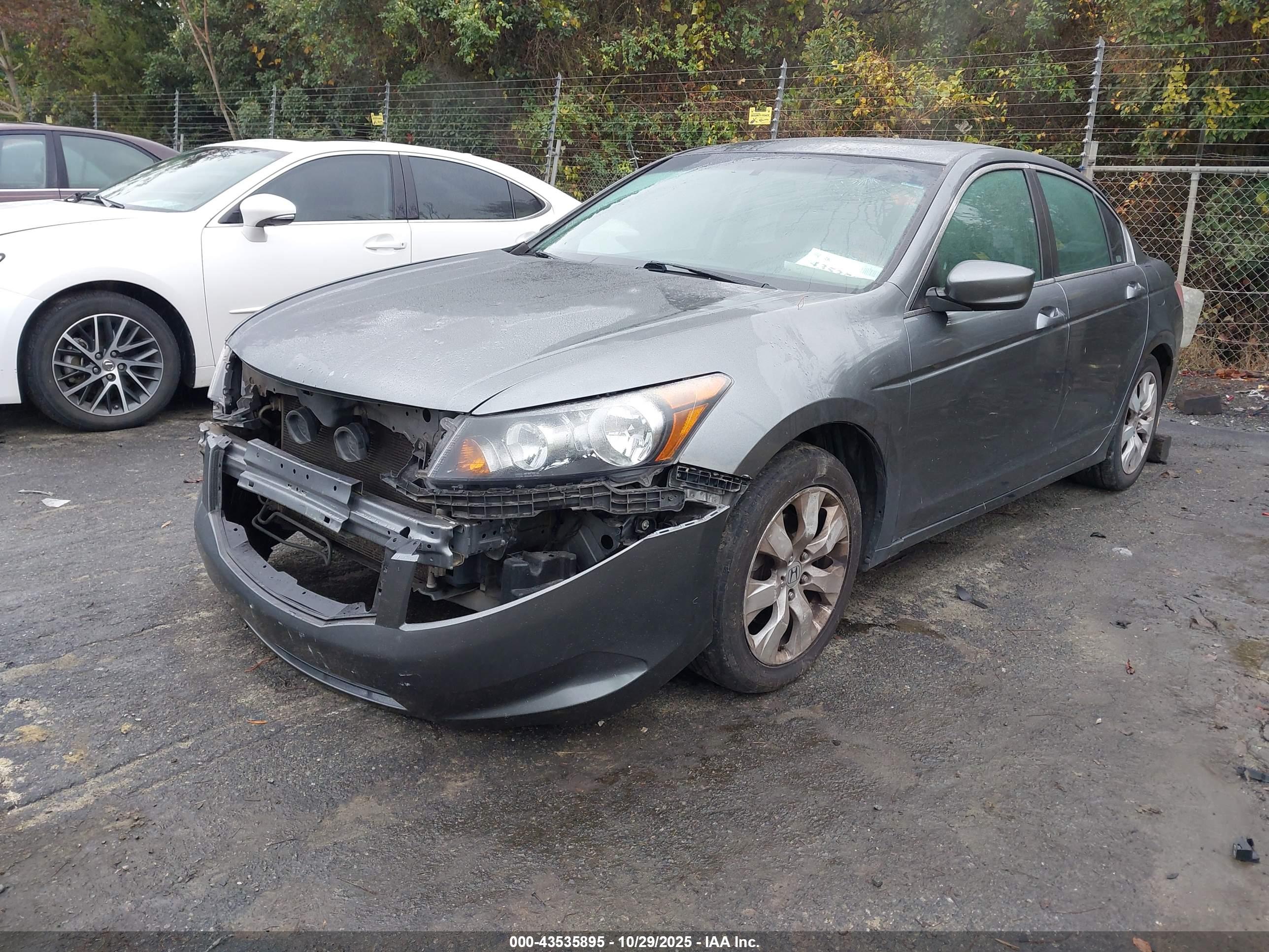 HONDA ACCORD image 2