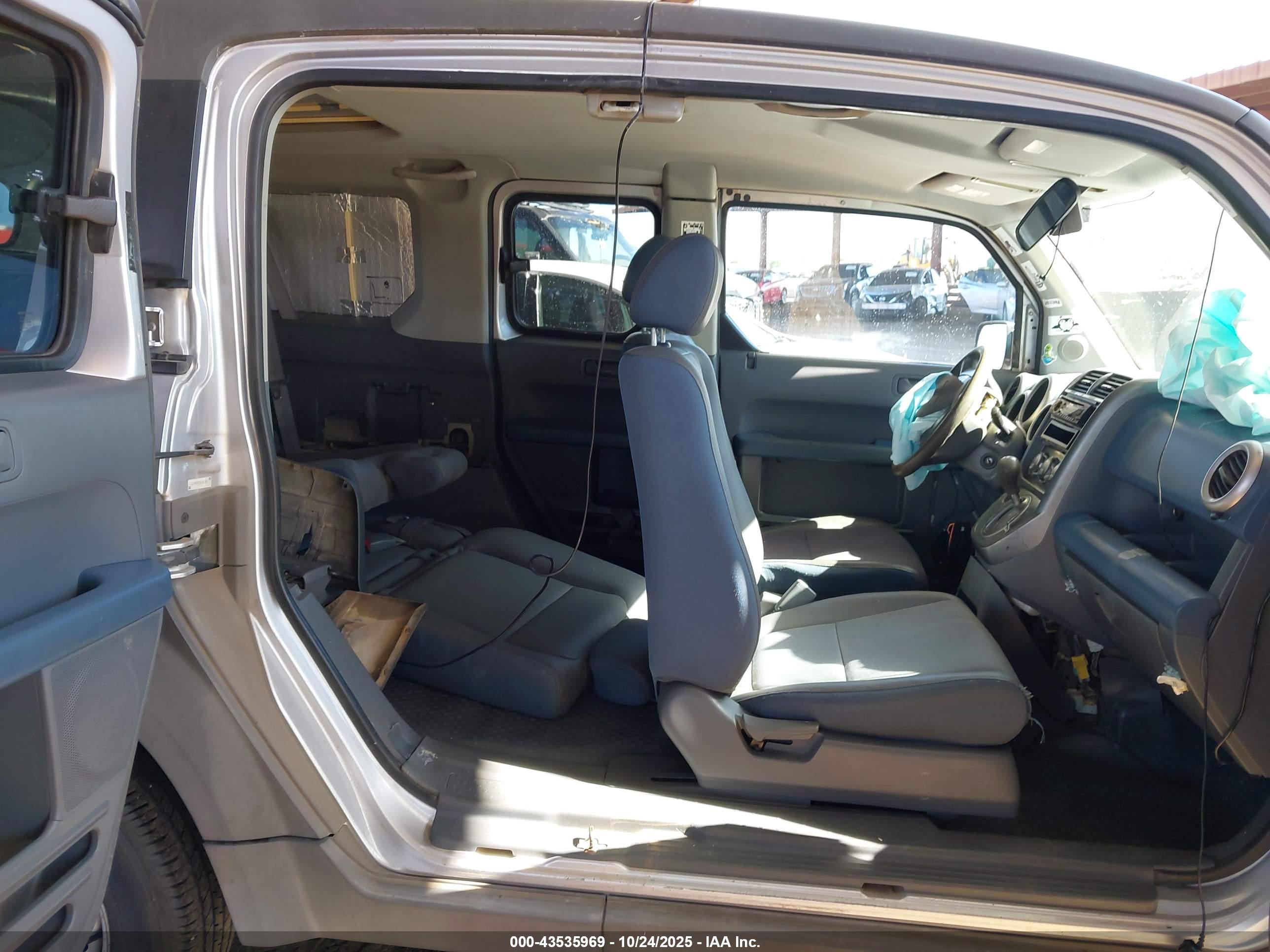 HONDA ELEMENT image 8