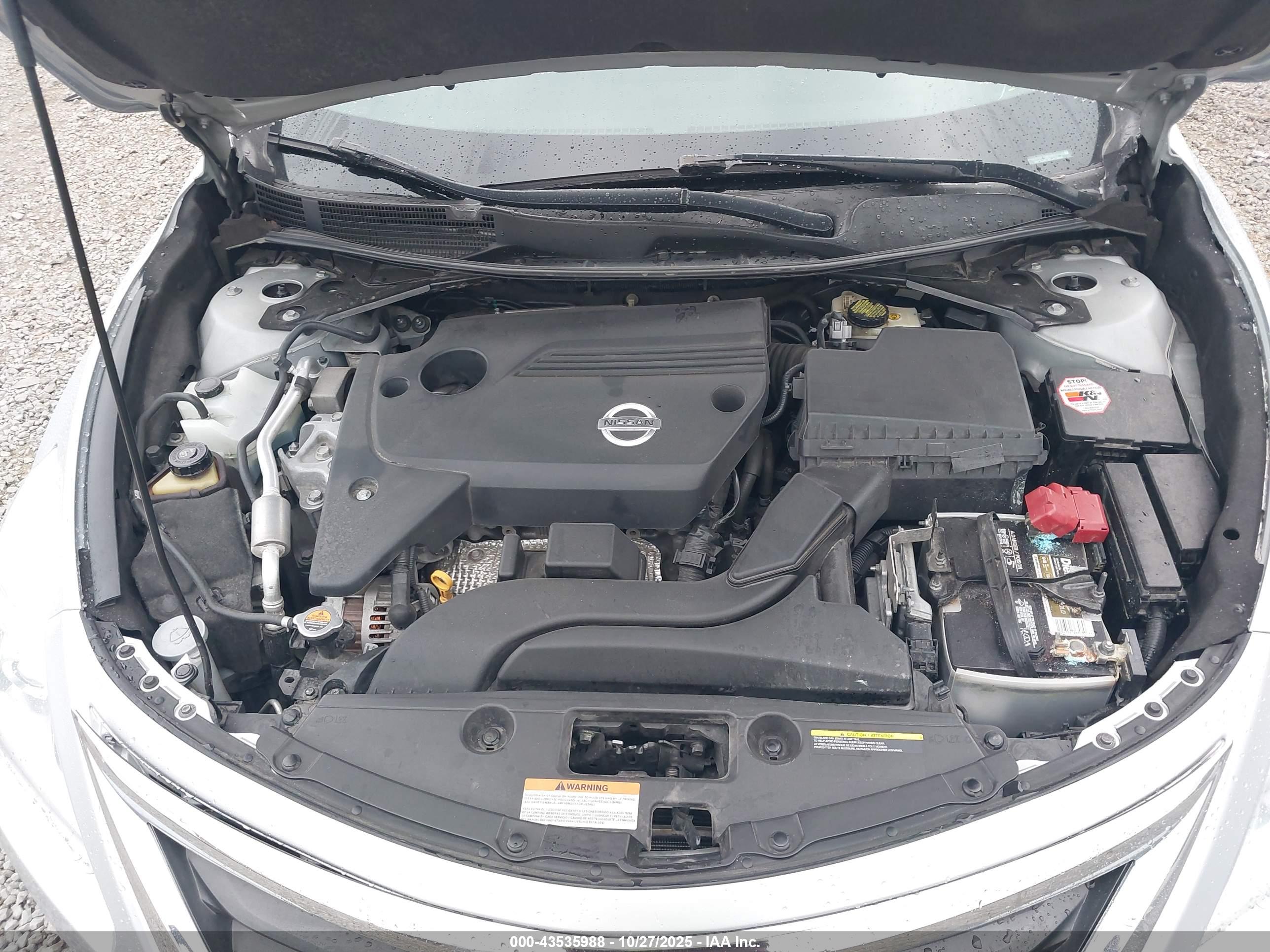 NISSAN ALTIMA image 10
