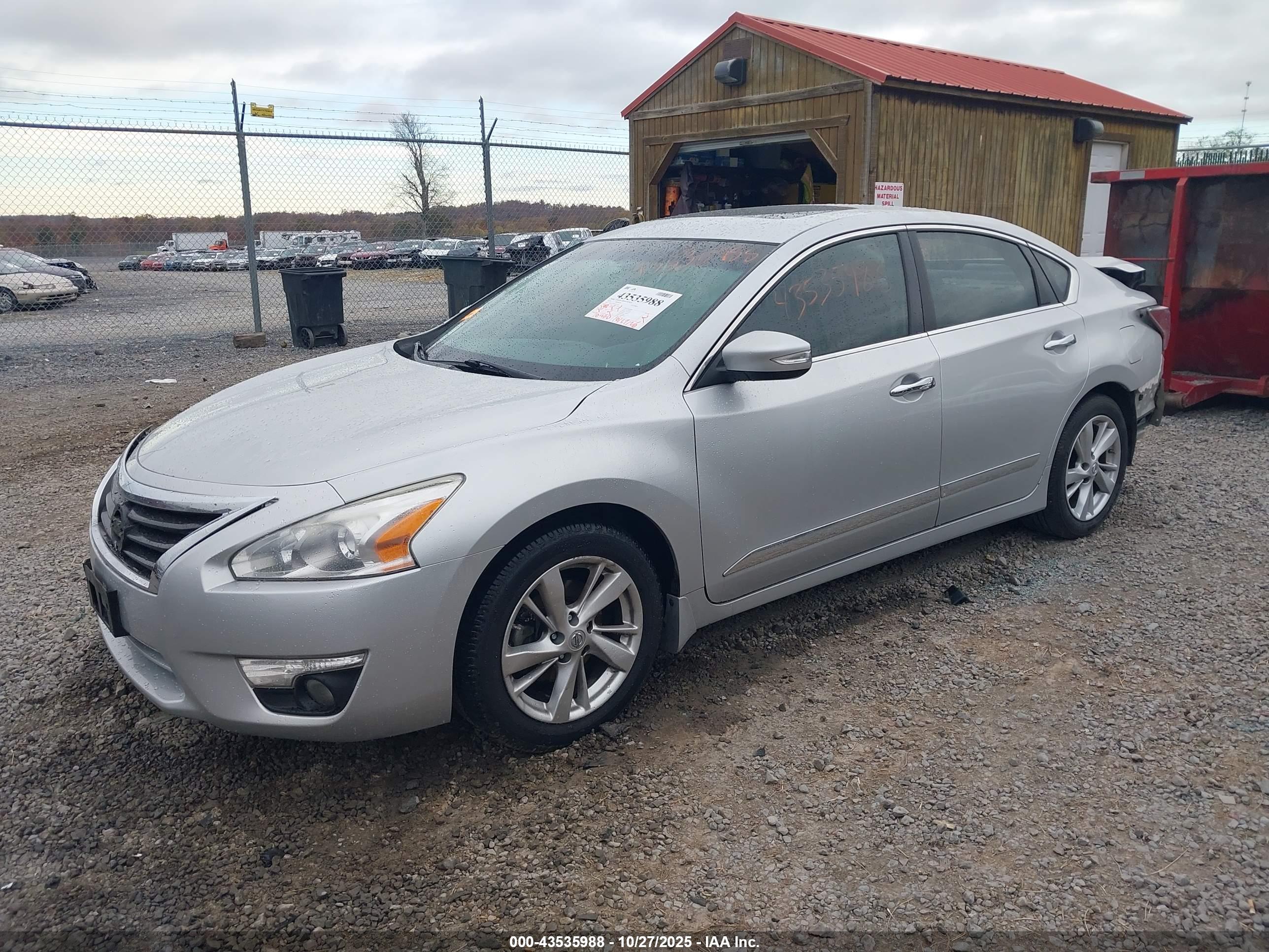 NISSAN ALTIMA image 2