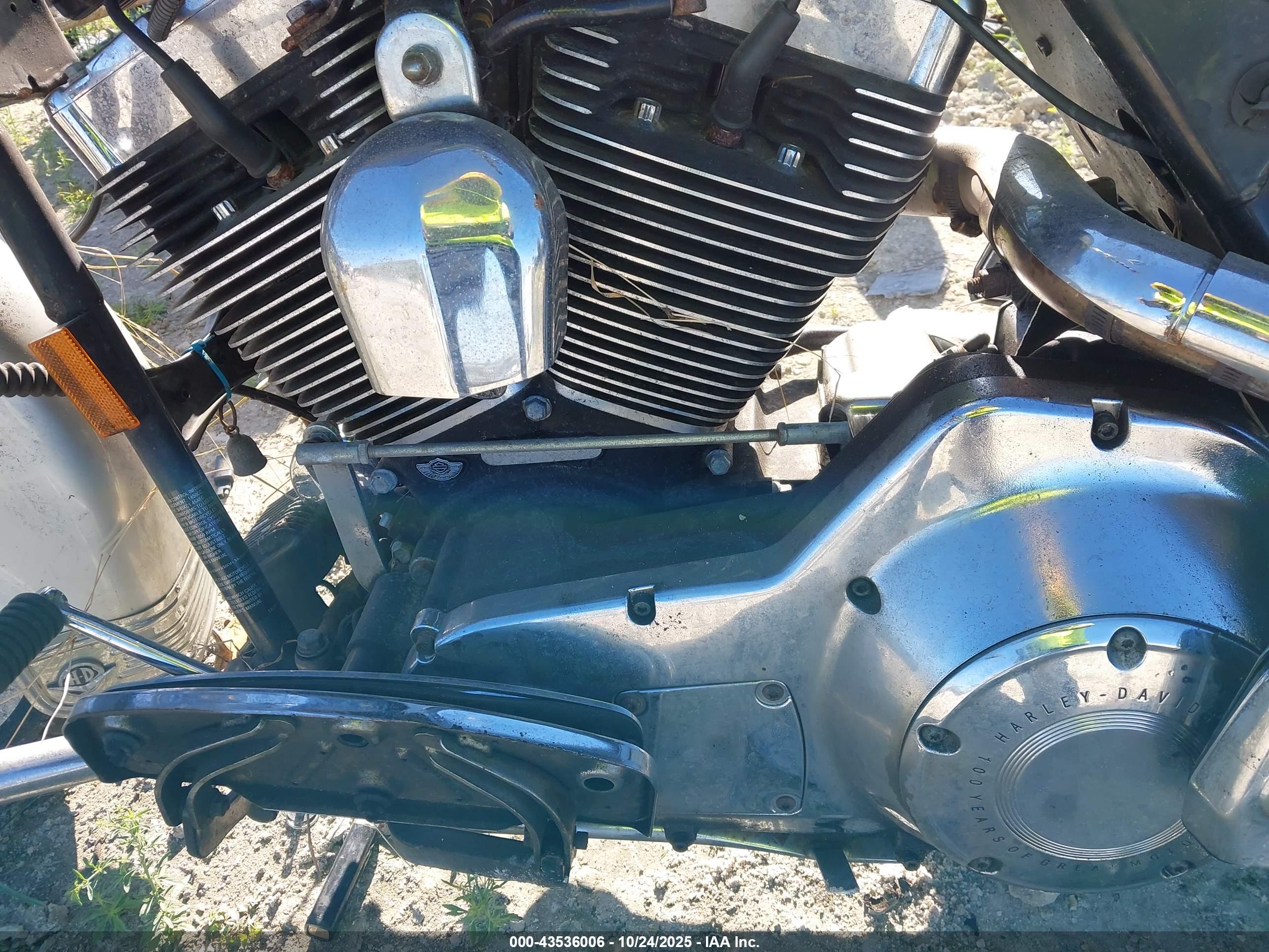 HARLEY-DAVIDSON FLHRCI image 9