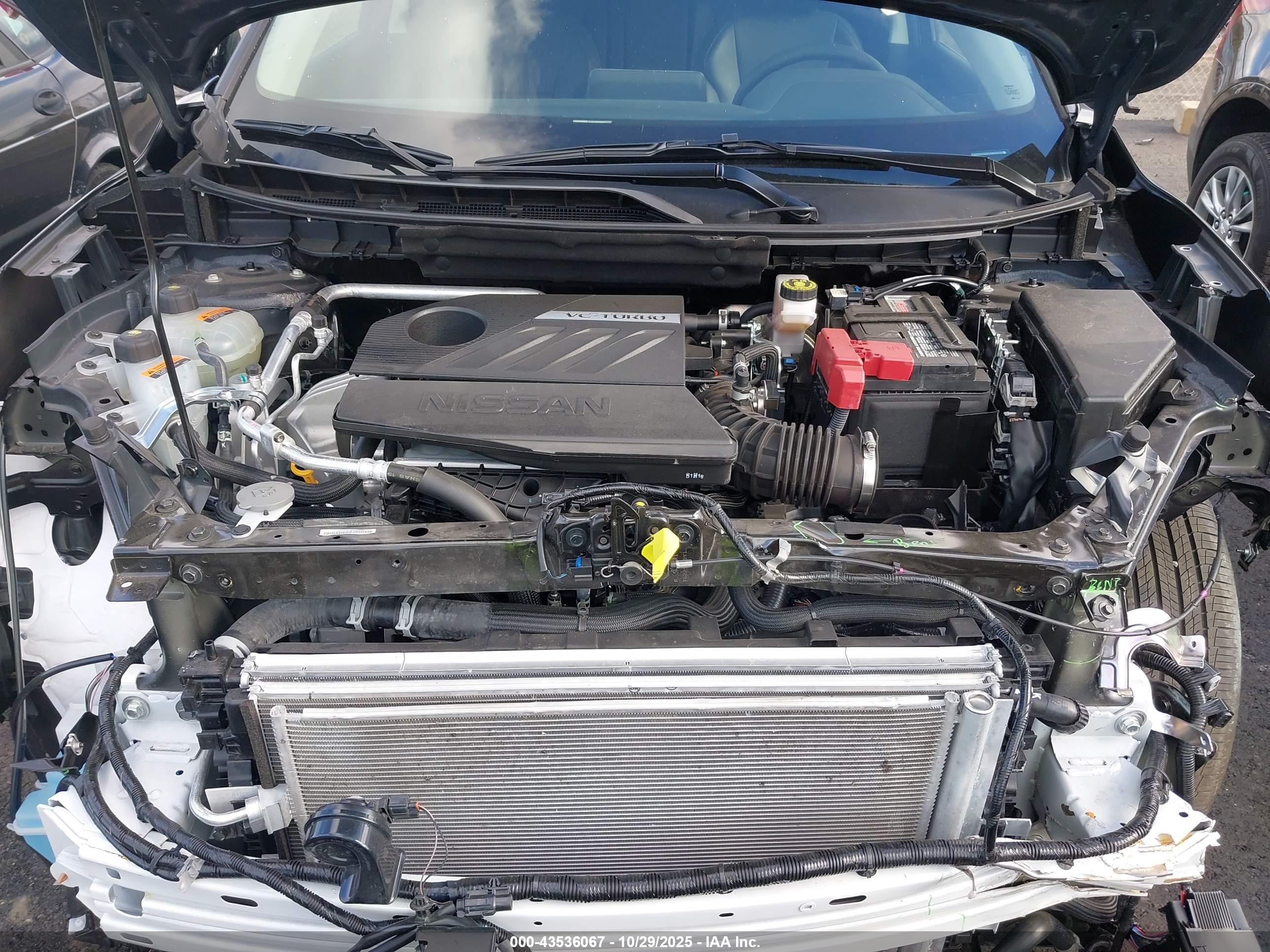 NISSAN ROGUE image 10