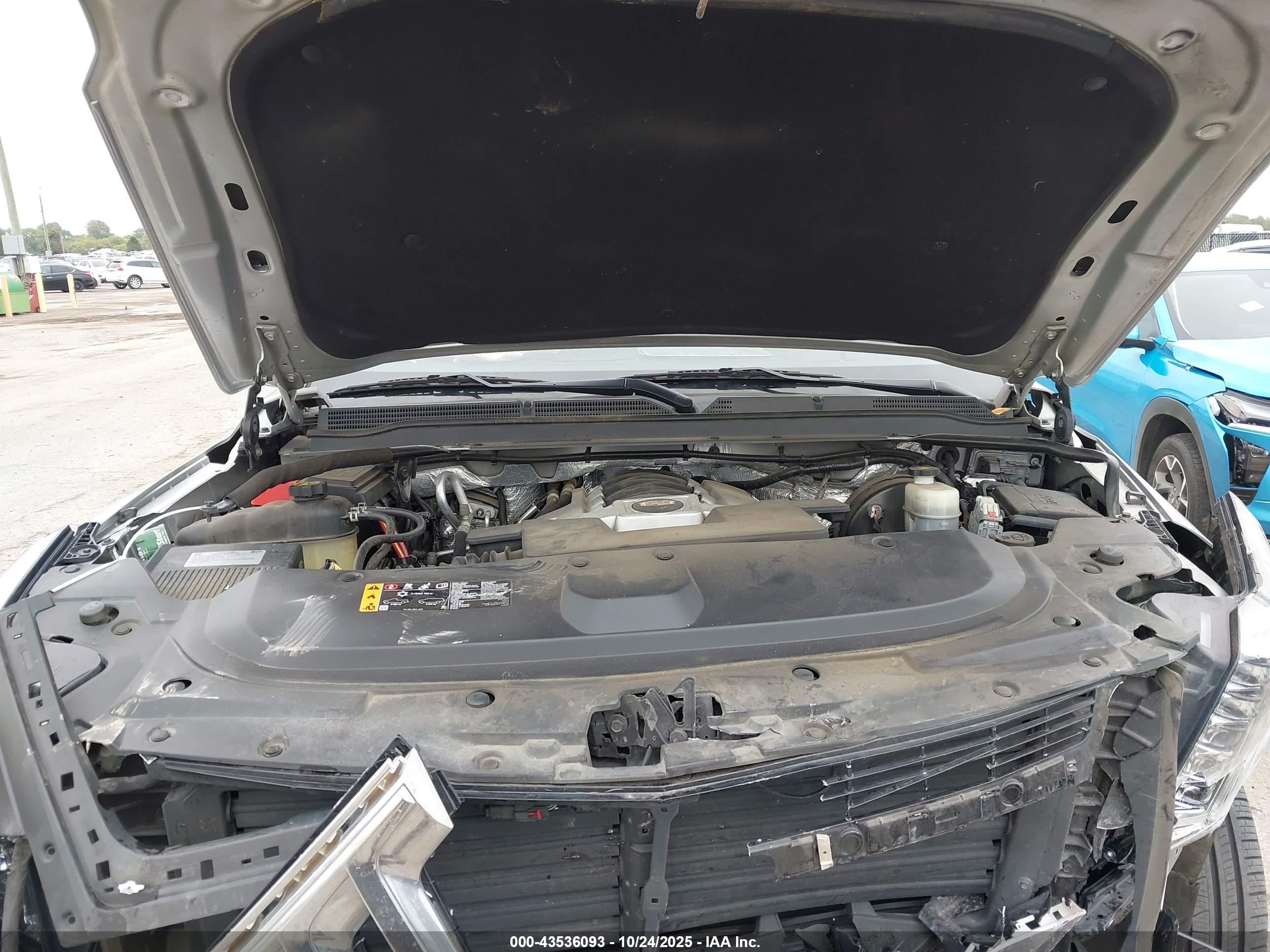 CADILLAC ESCALADE image 10