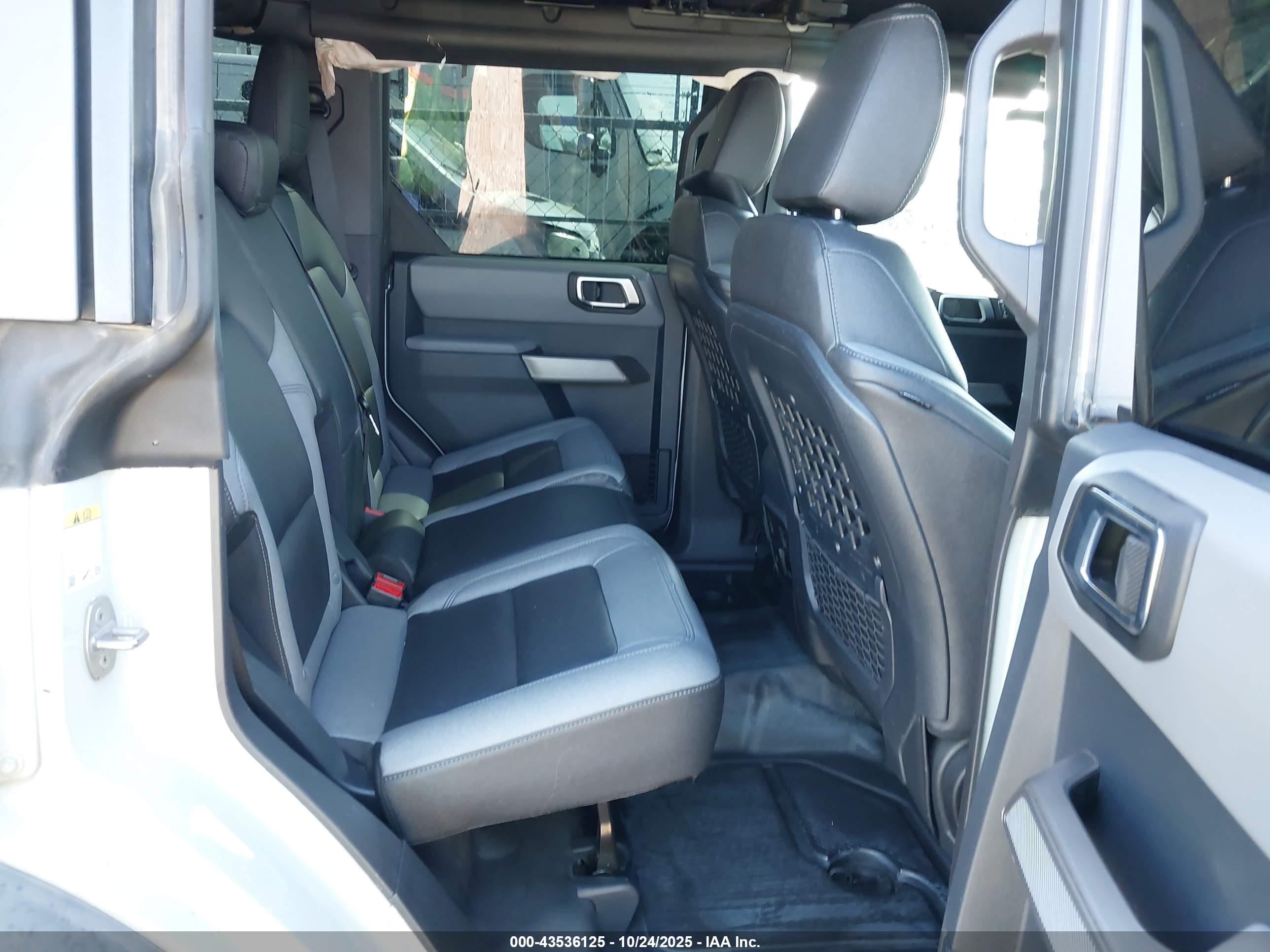 FORD BRONCO image 8