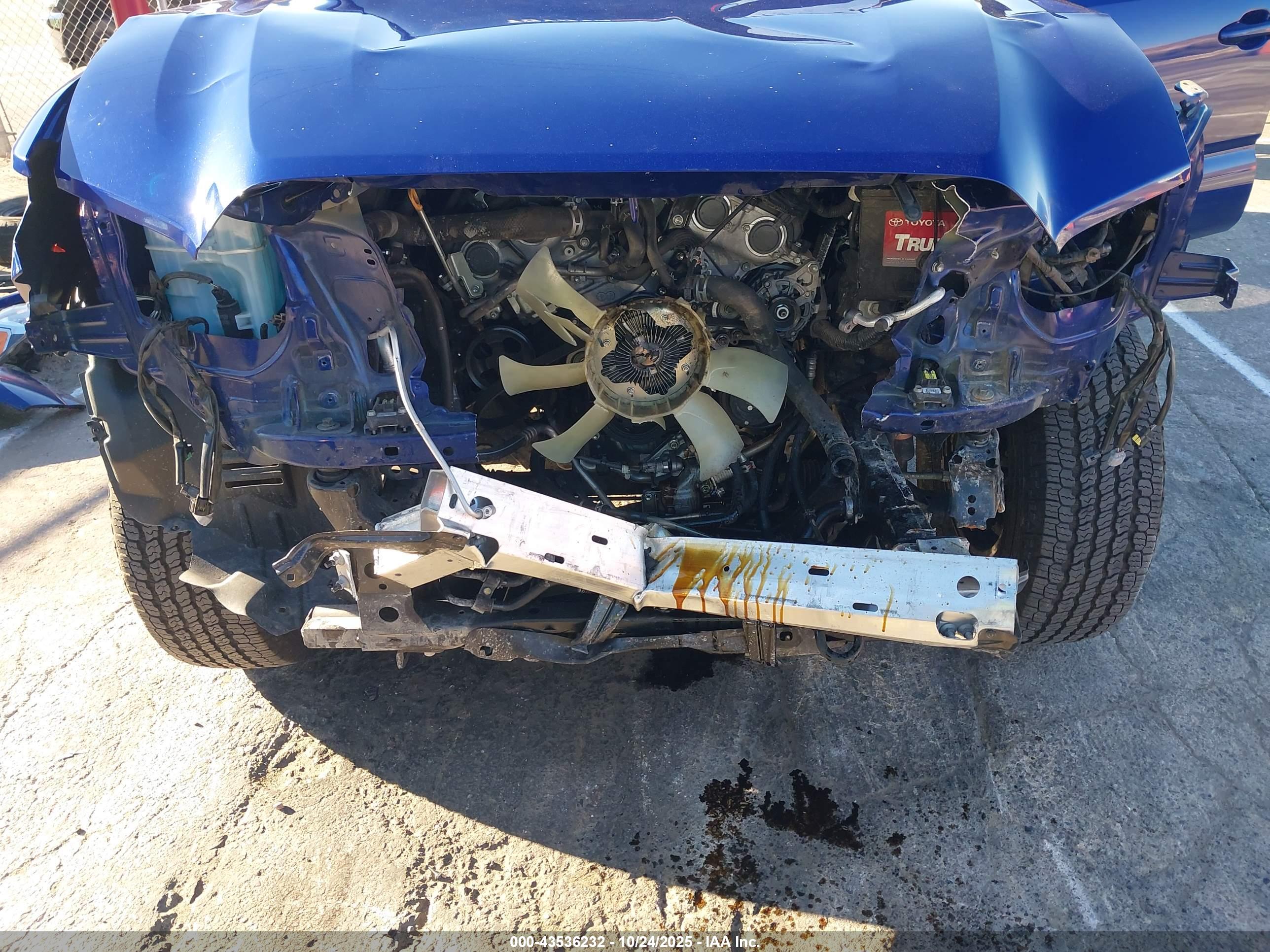 TOYOTA TACOMA image 6