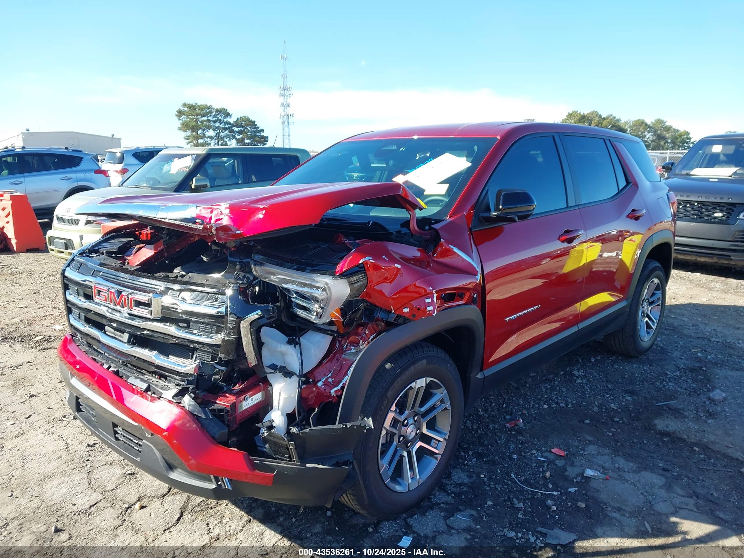 GMC TERRAIN image 6