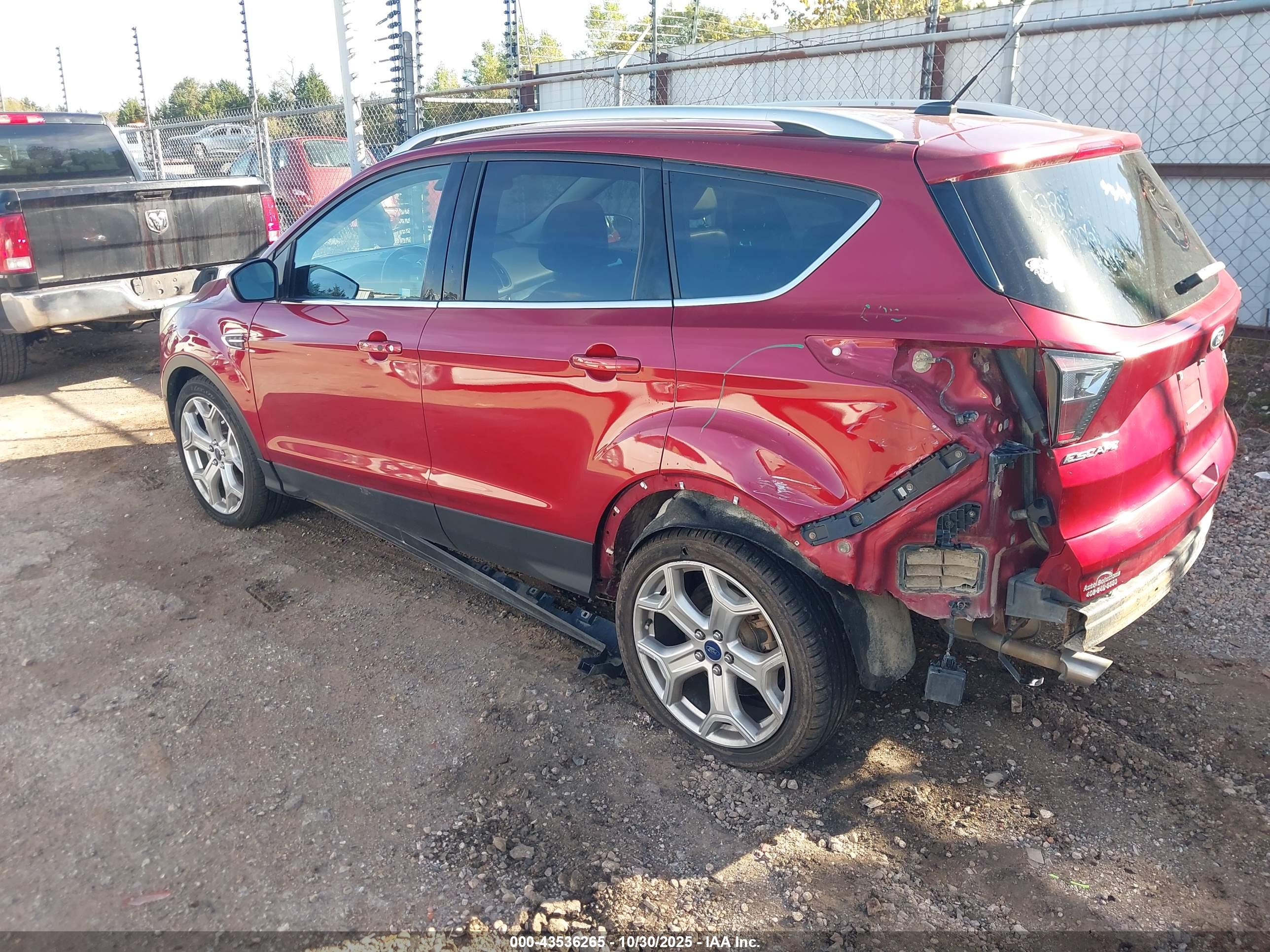 FORD ESCAPE image 3