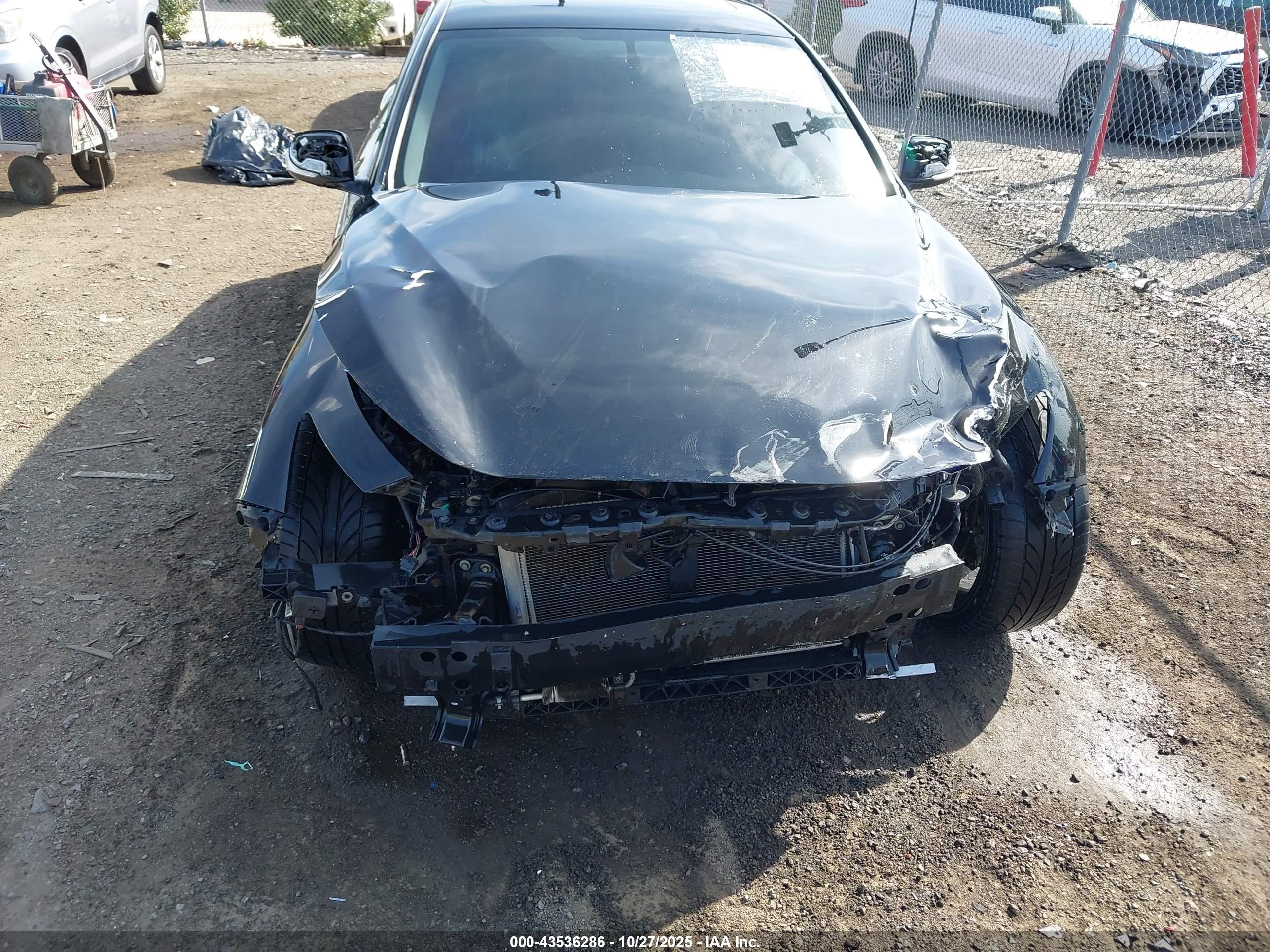 INFINITI Q50 image 6