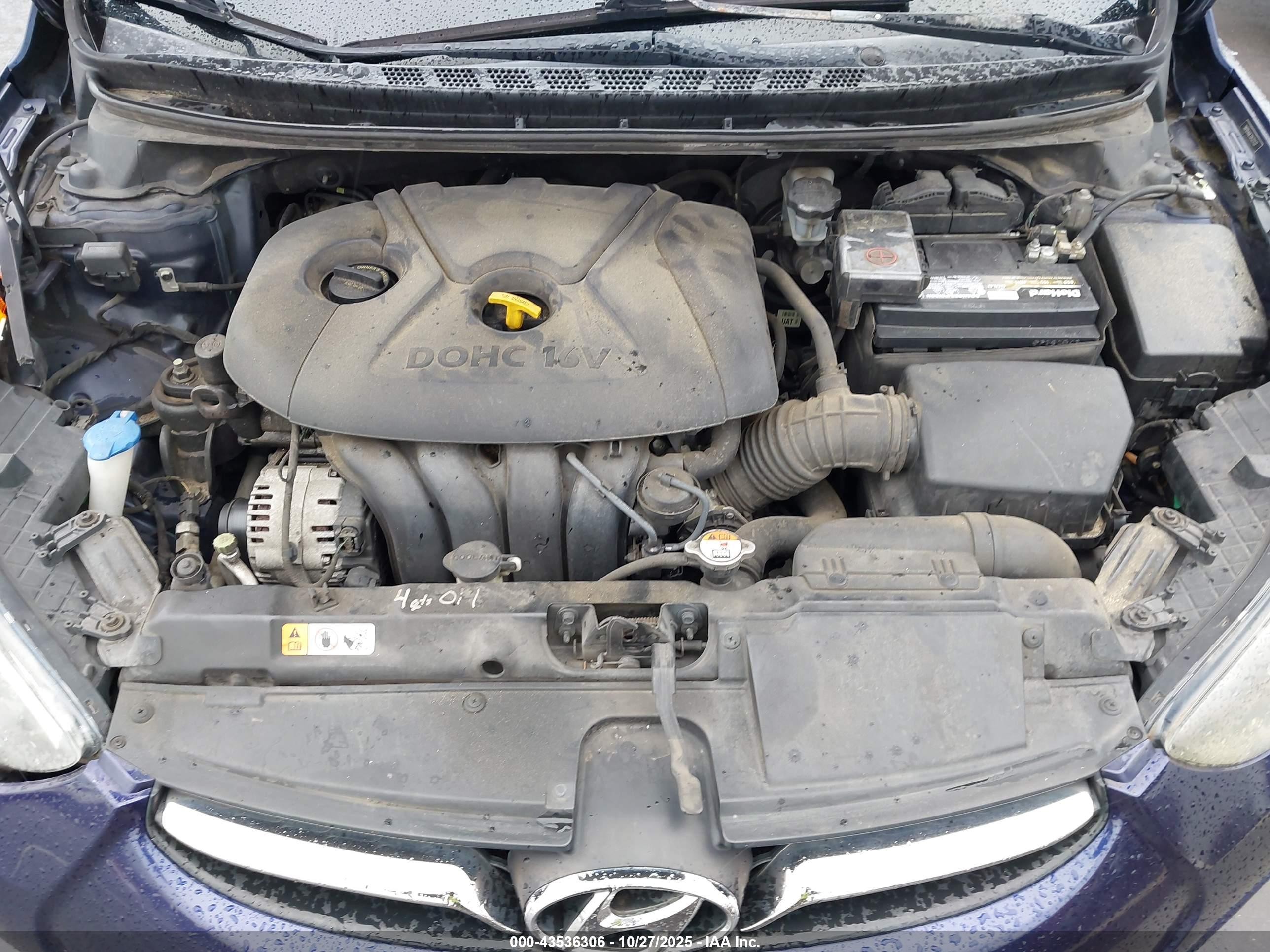 HYUNDAI ELANTRA image 10