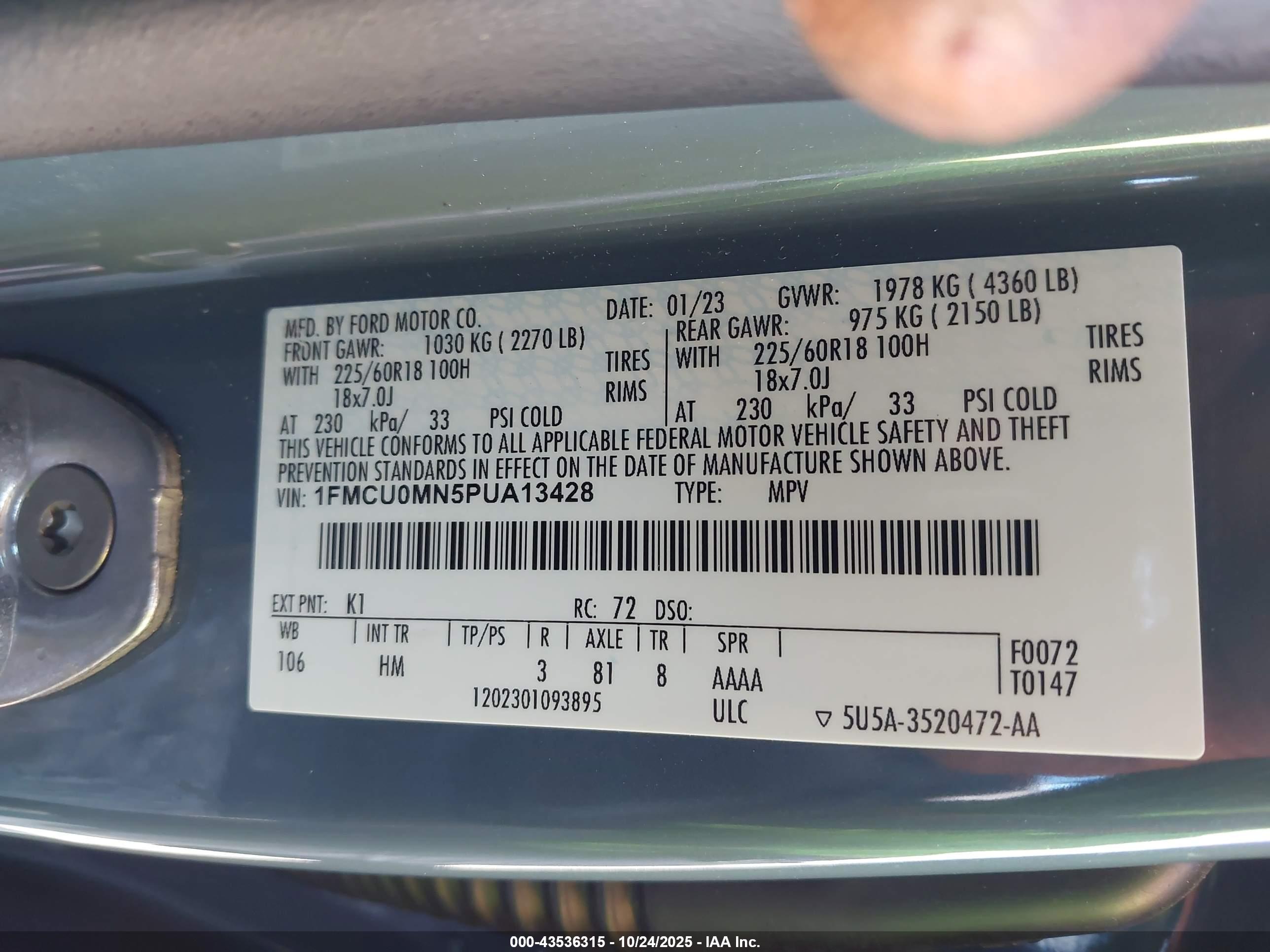 FORD ESCAPE image 9