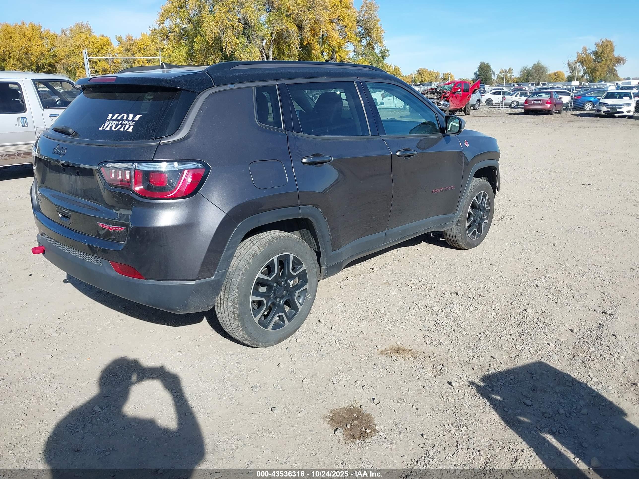 JEEP COMPASS image 4