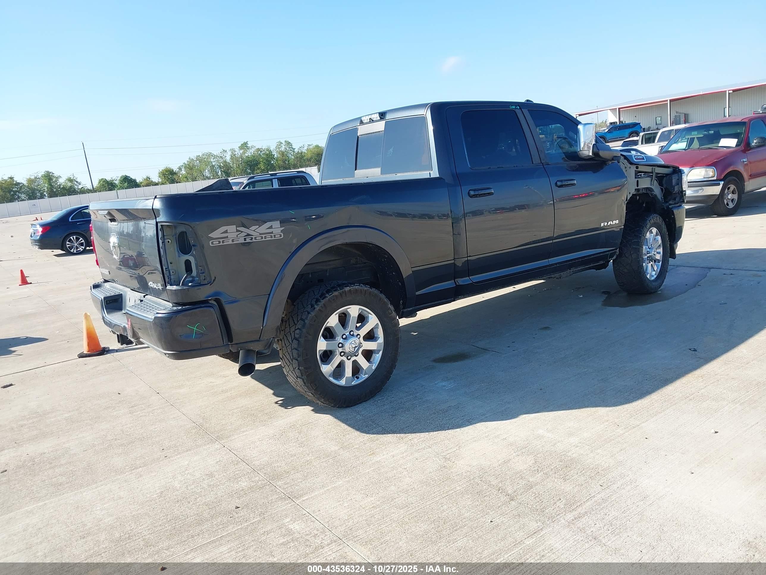 RAM 2500 image 4