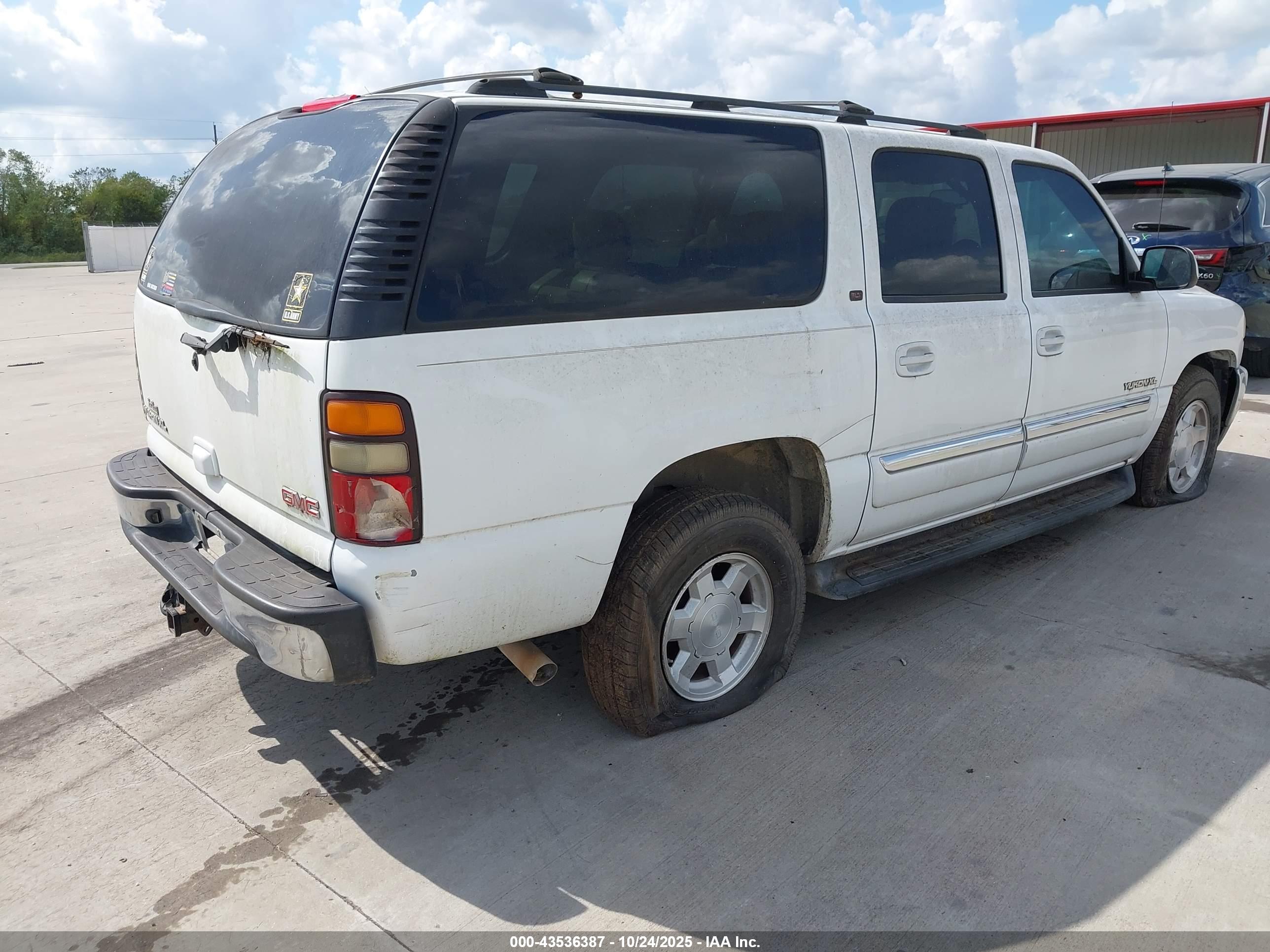 GMC YUKON image 4