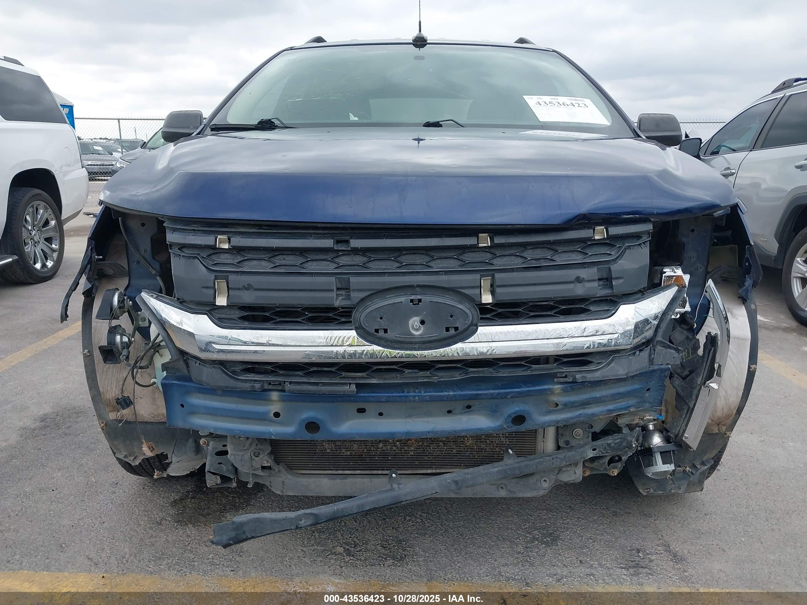 FORD EDGE image 6