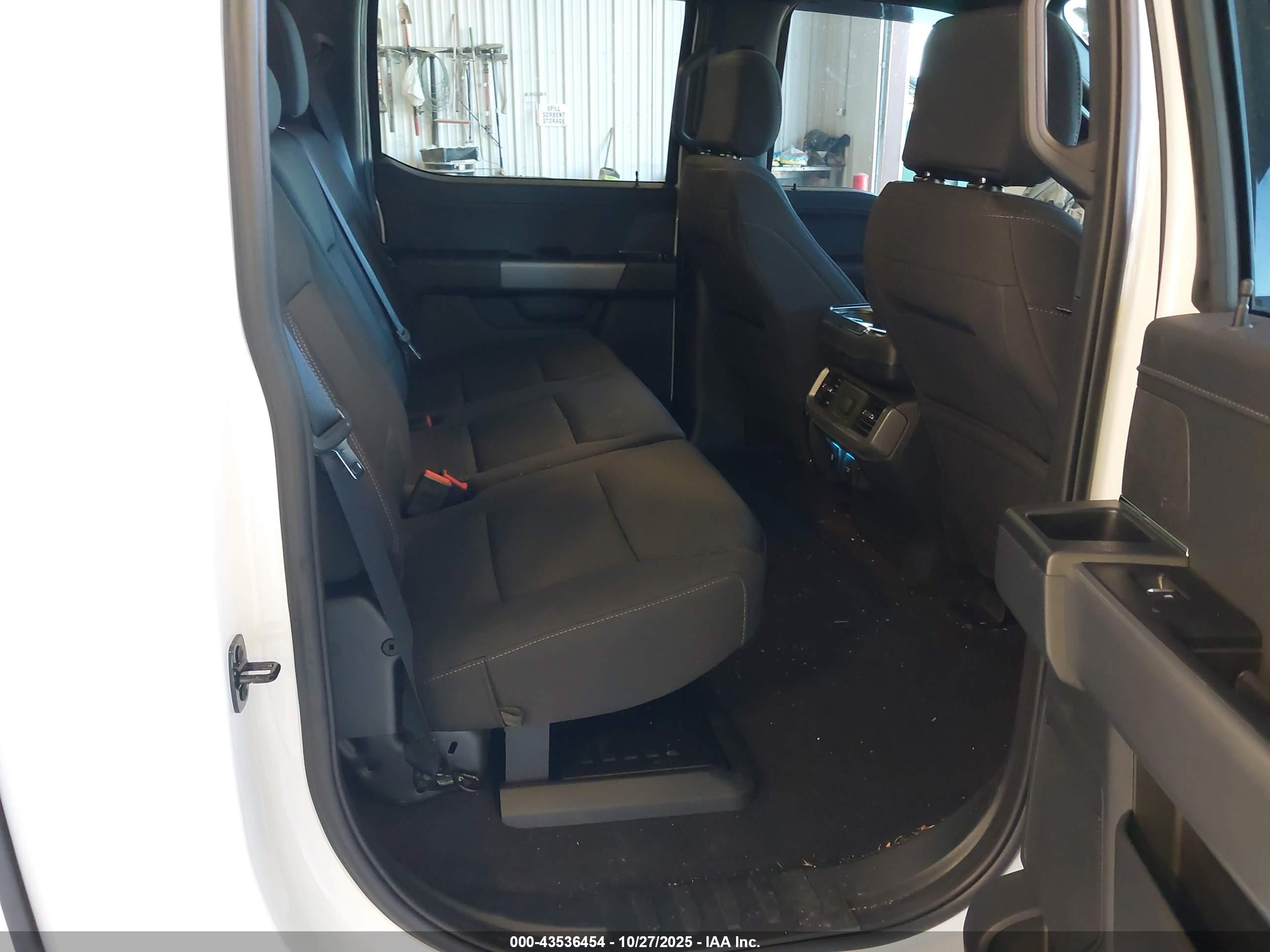 FORD F-150 image 8