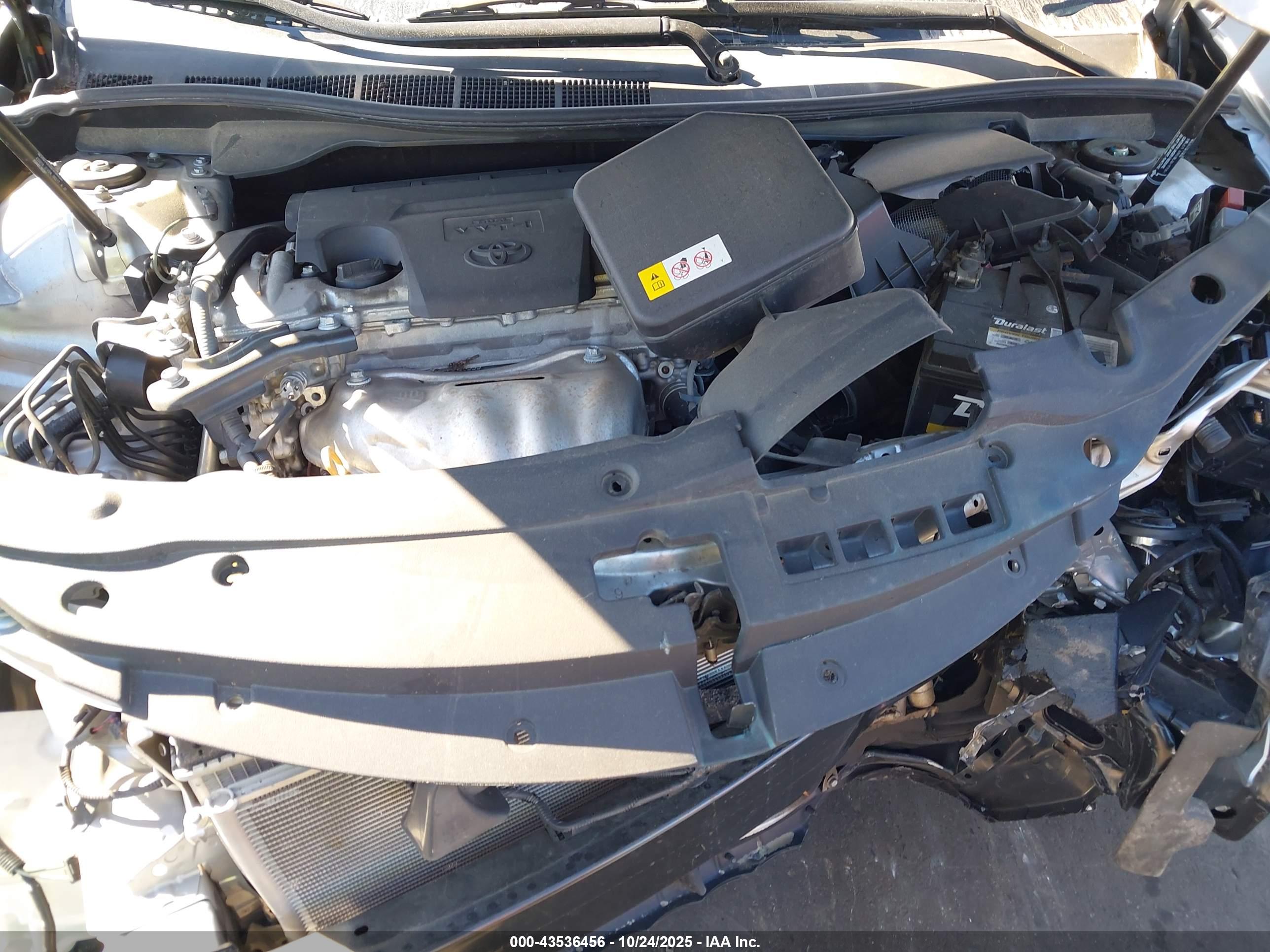 TOYOTA CAMRY image 10
