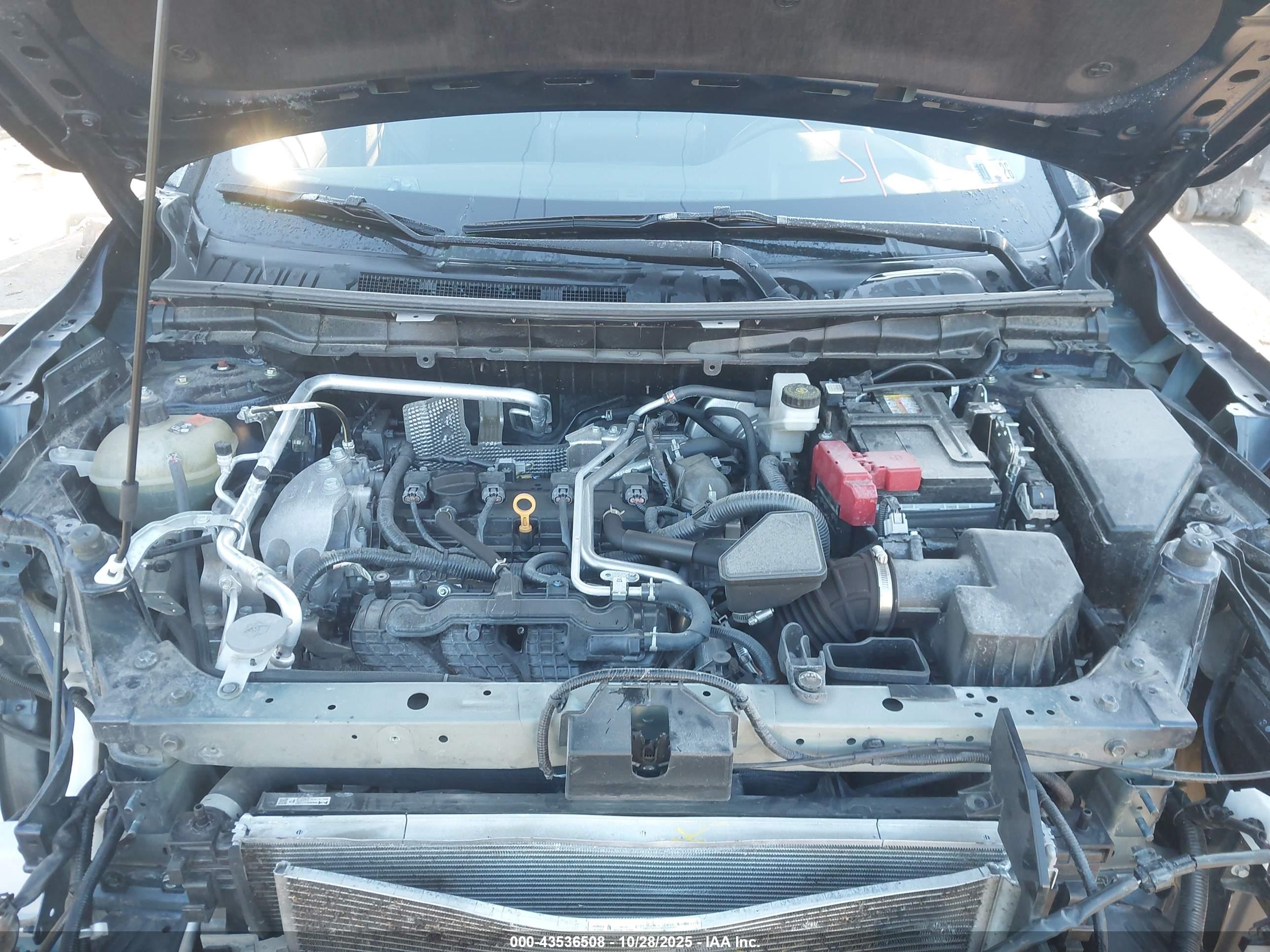 MITSUBISHI OUTLANDER image 10