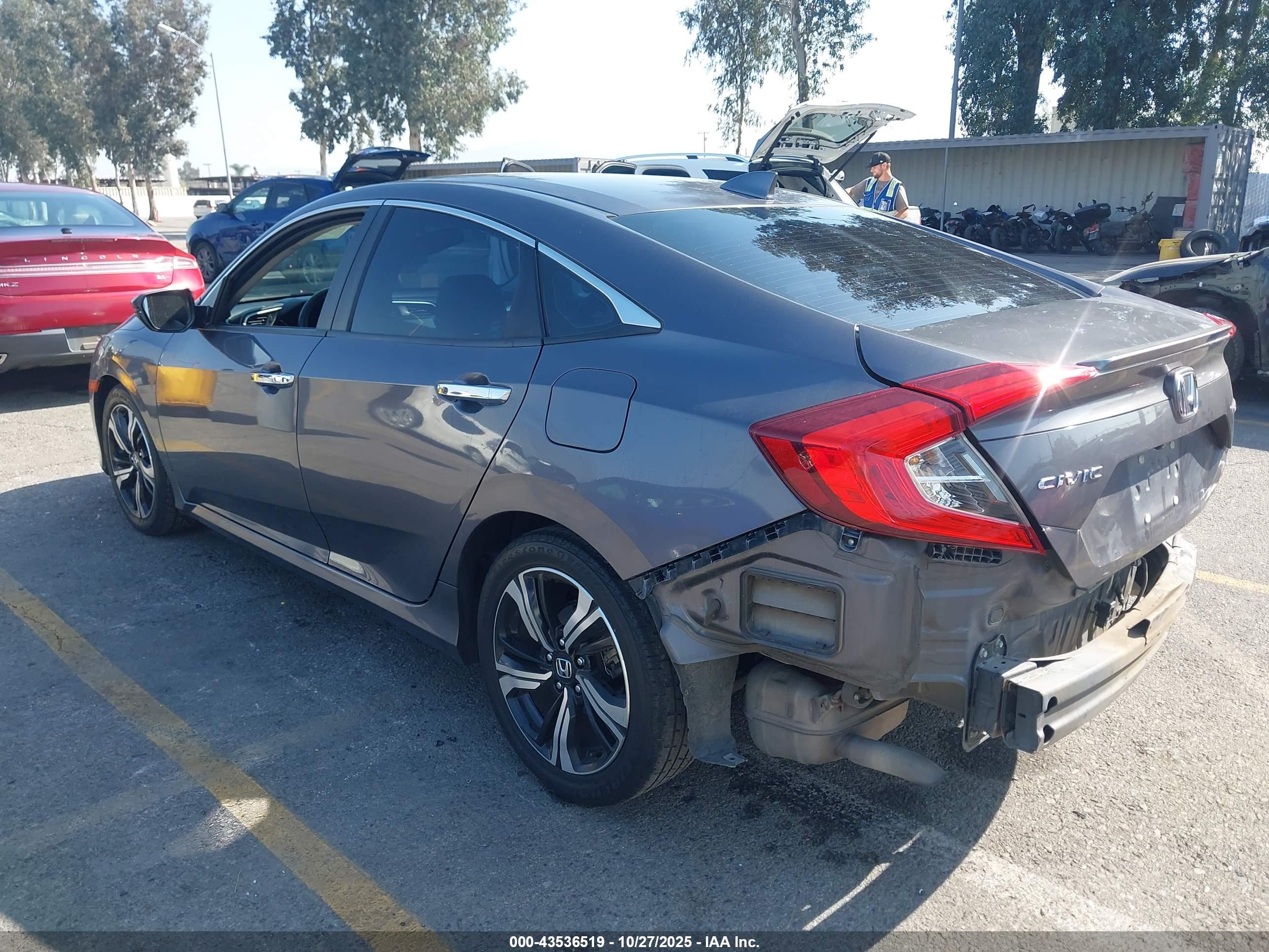 HONDA CIVIC image 3
