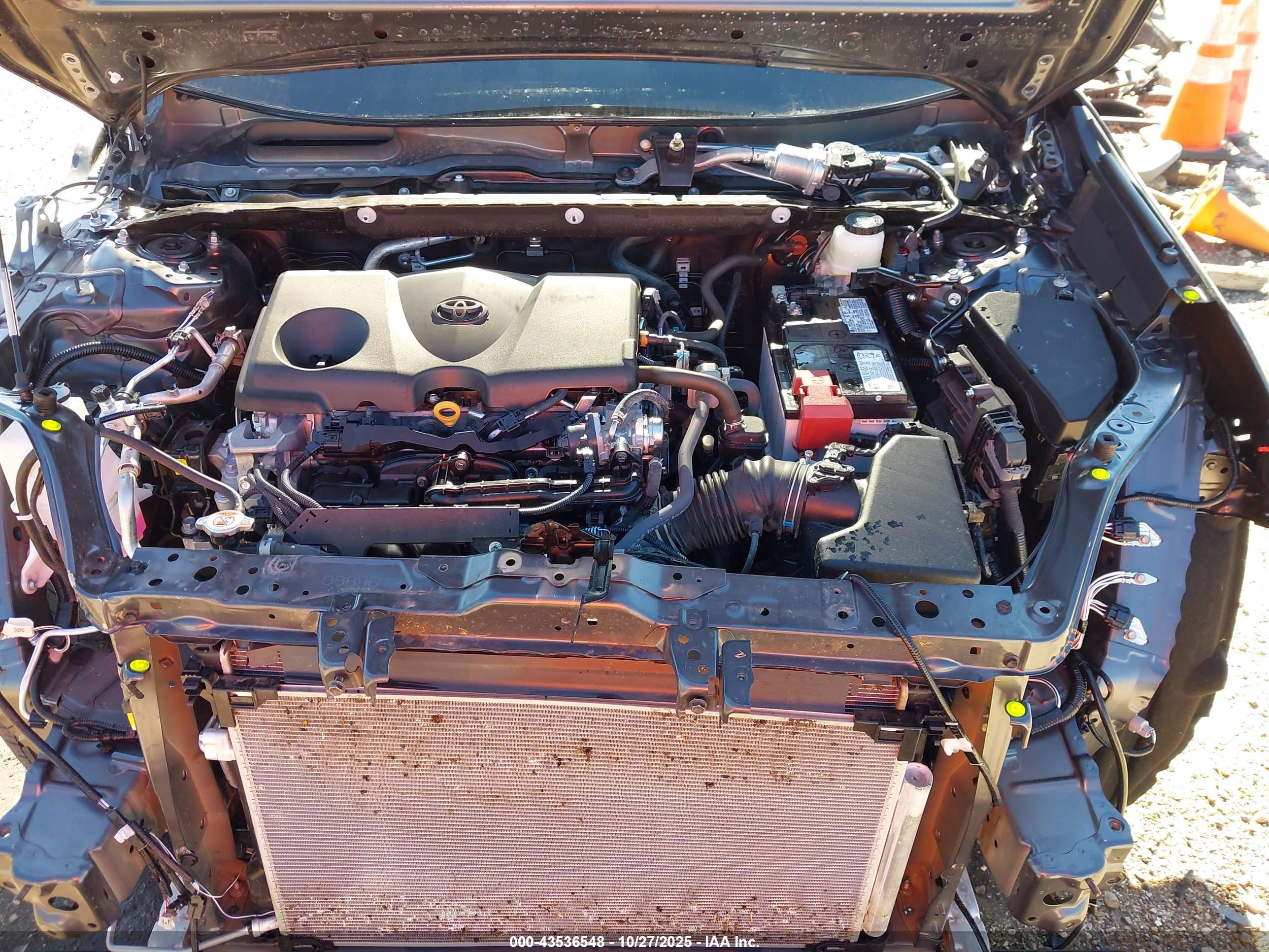 TOYOTA RAV4 image 10