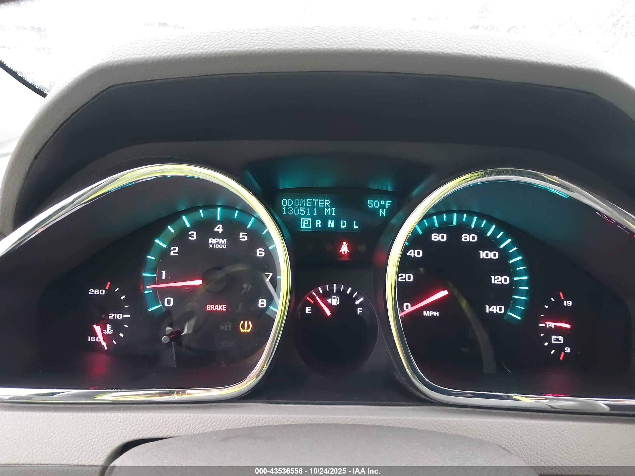 CHEVROLET TRAVERSE image 7
