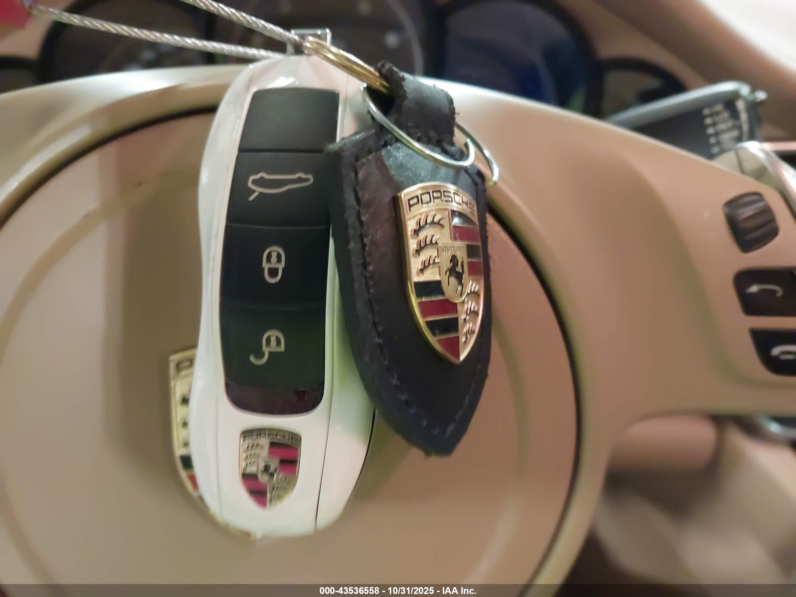 PORSCHE PANAMERA image 11