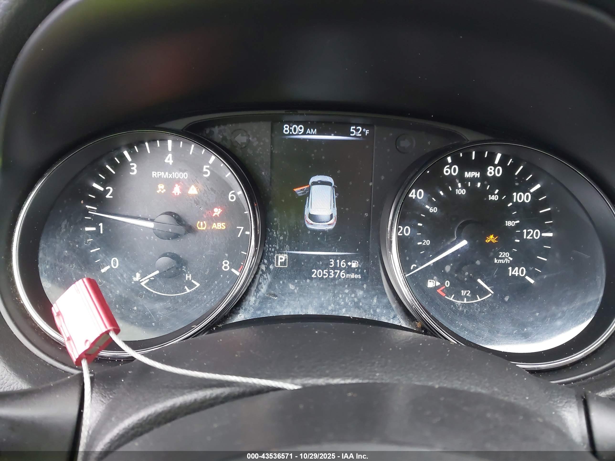 NISSAN ROGUE image 7