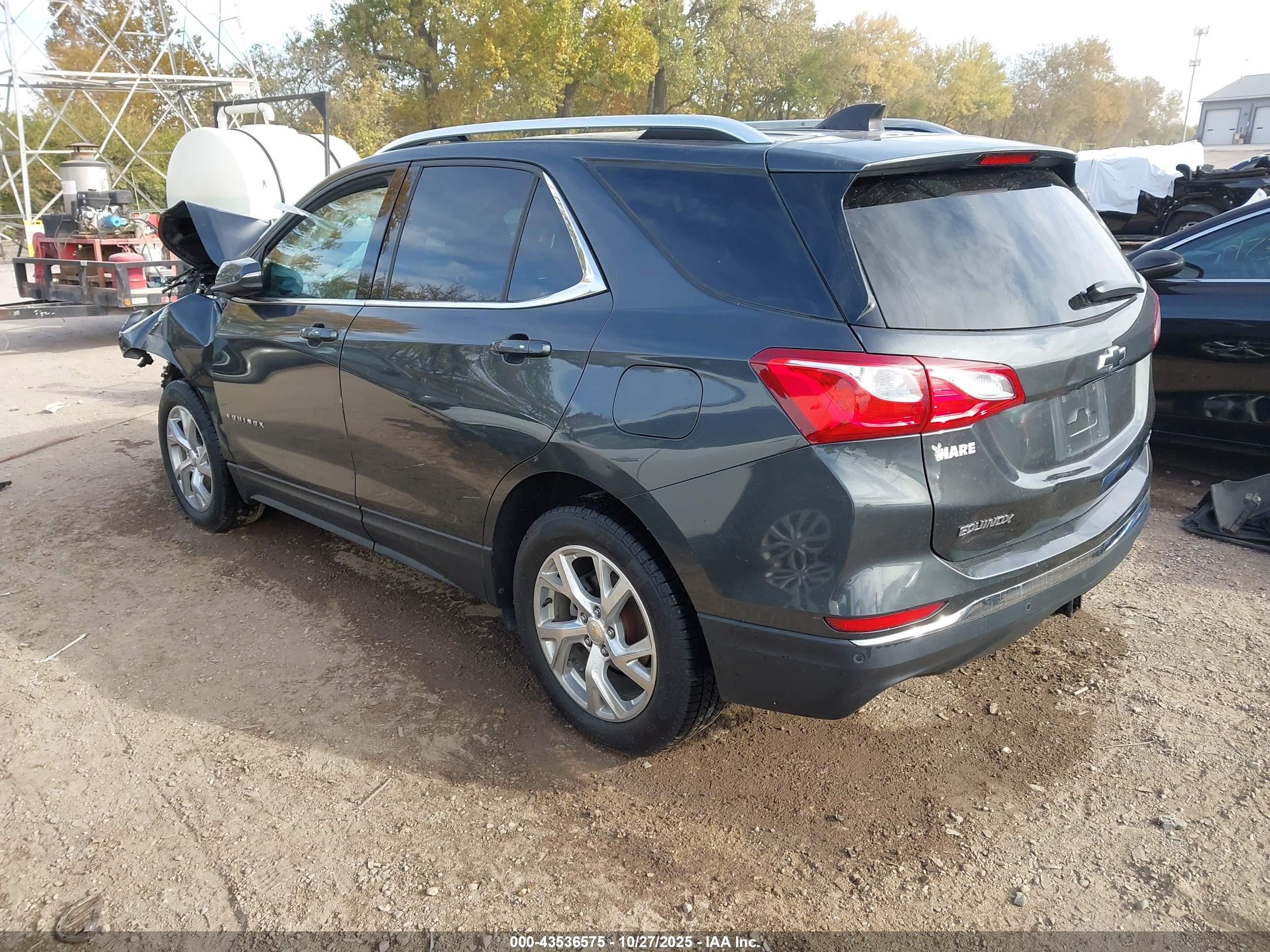 CHEVROLET EQUINOX image 3