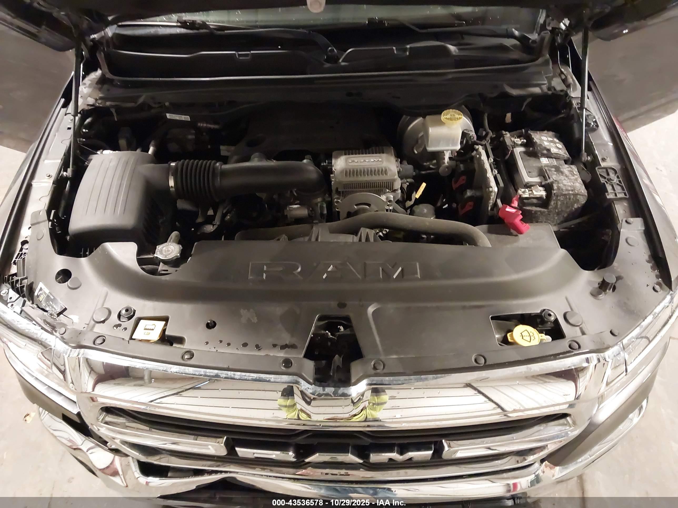 RAM 1500 image 10