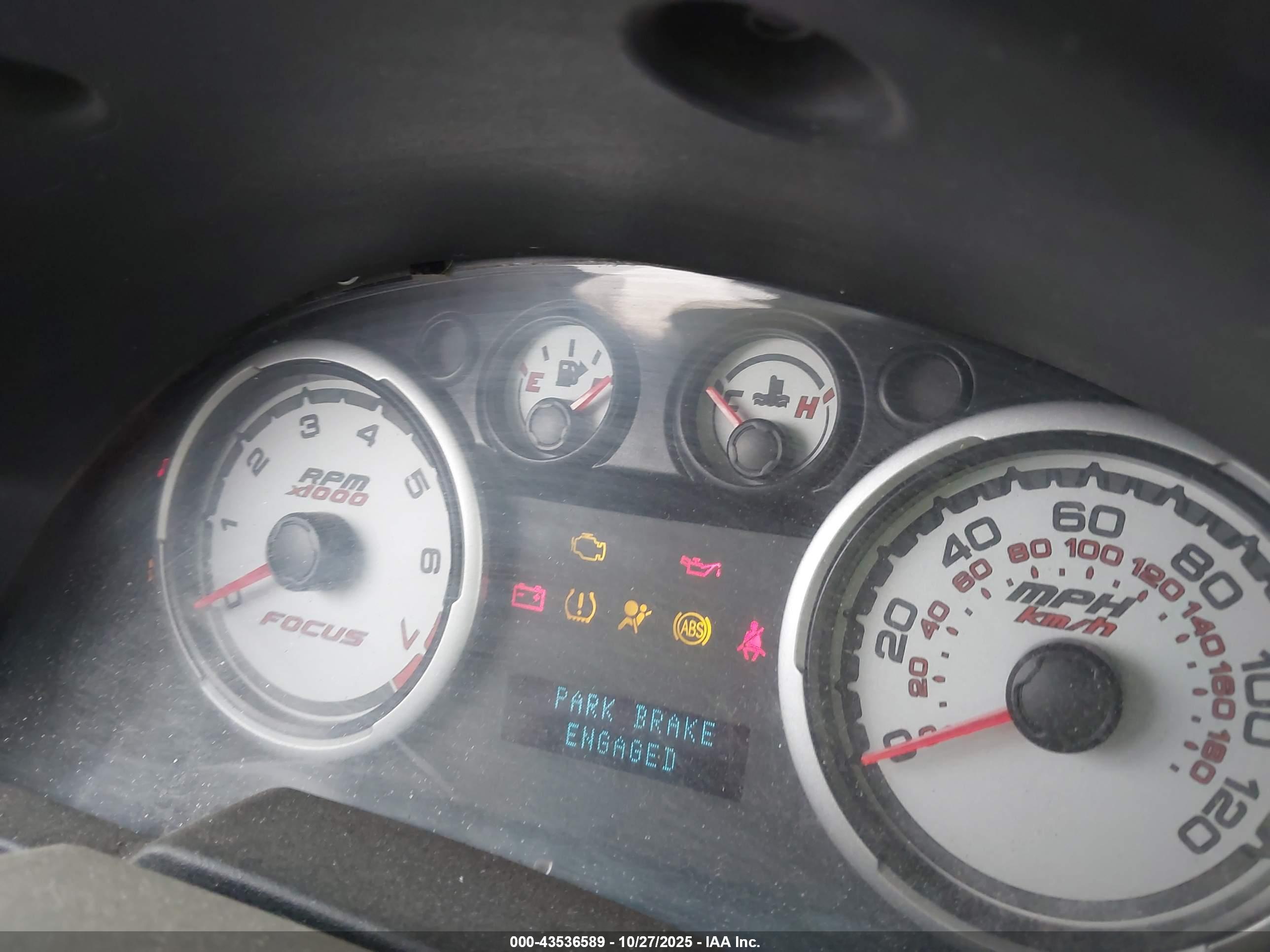 FORD FOCUS image 7