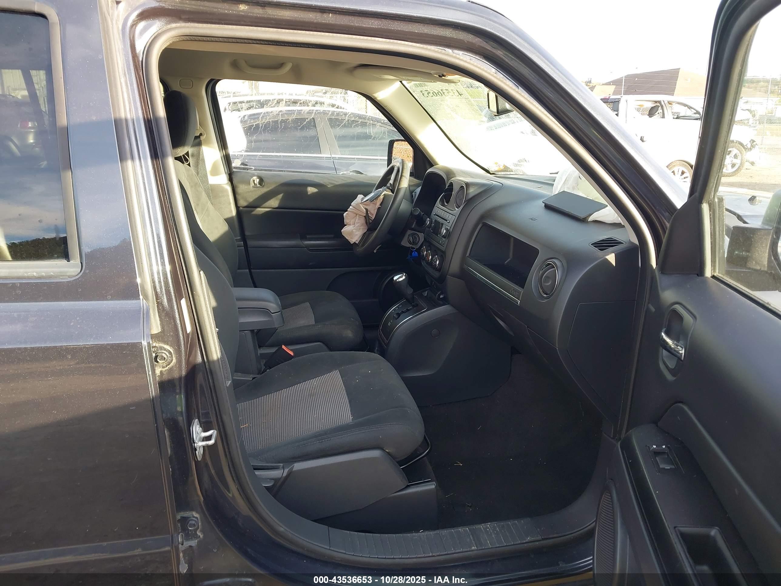 JEEP PATRIOT image 5