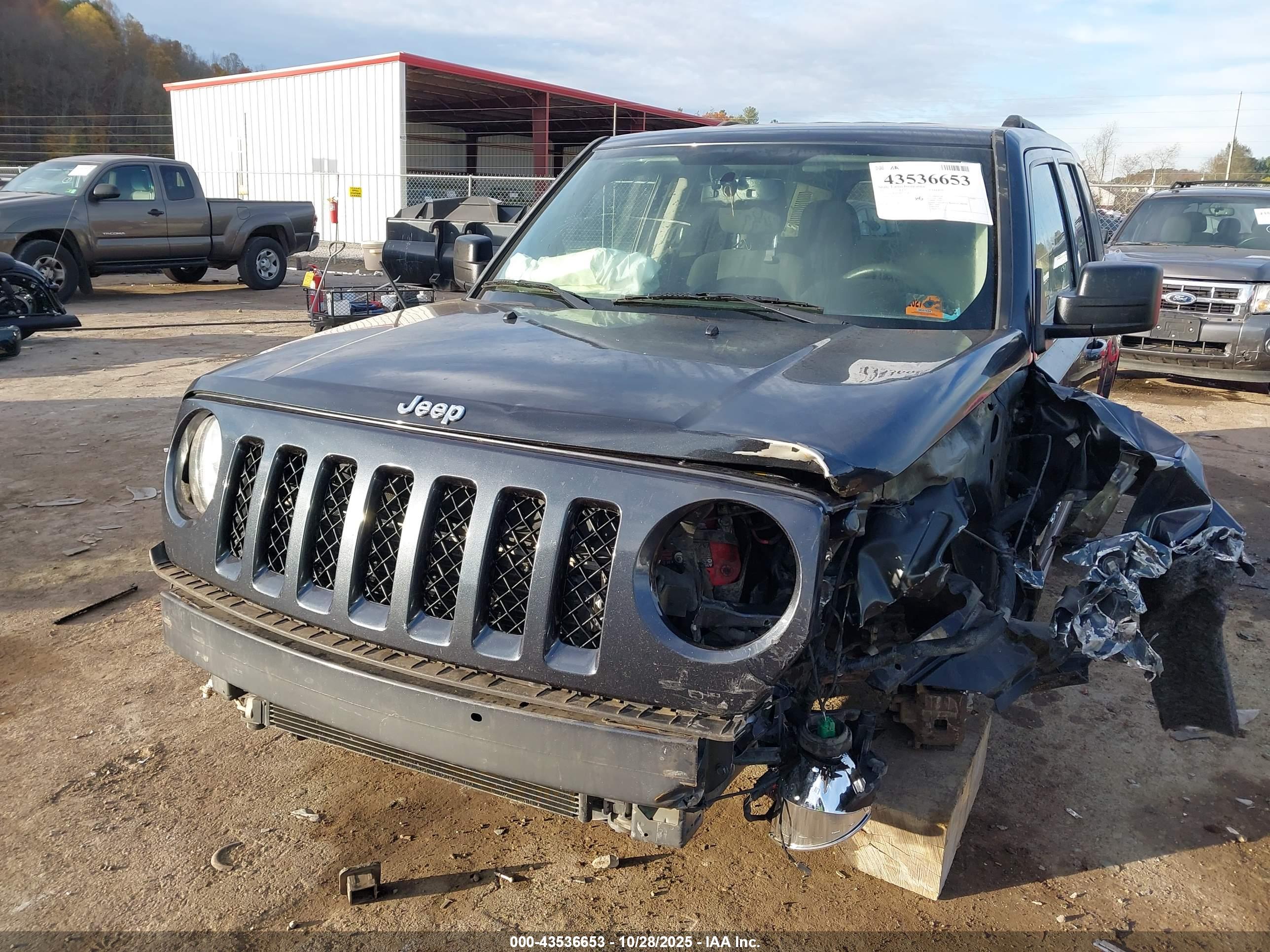 JEEP PATRIOT image 6