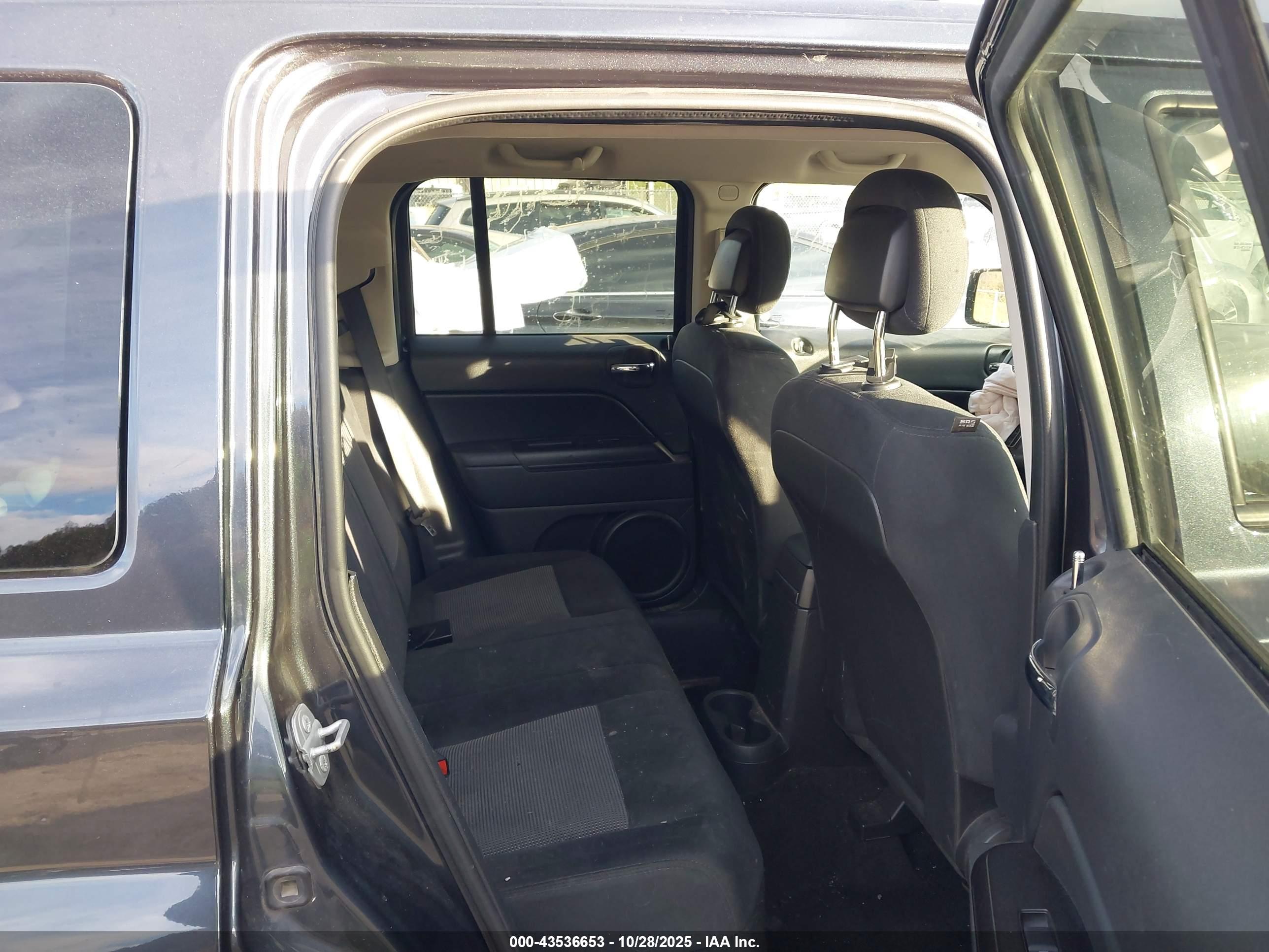 JEEP PATRIOT image 8