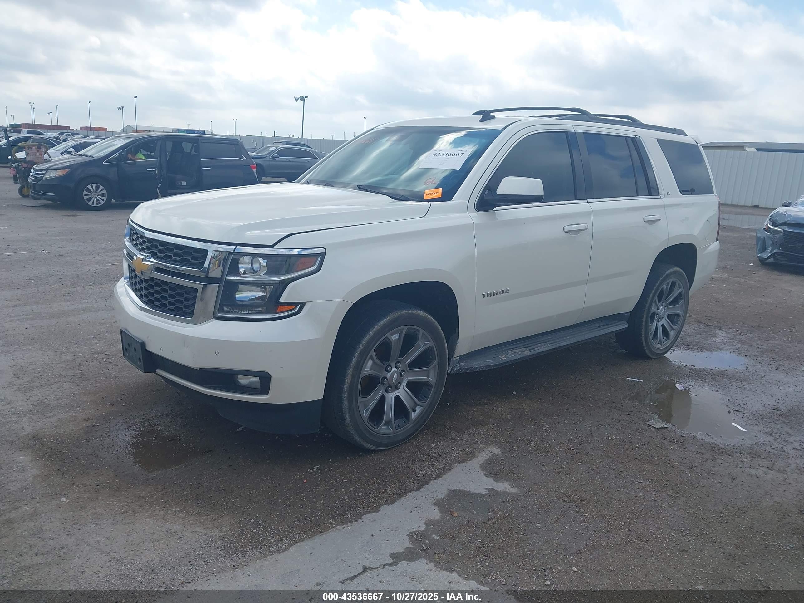 CHEVROLET TAHOE image 2